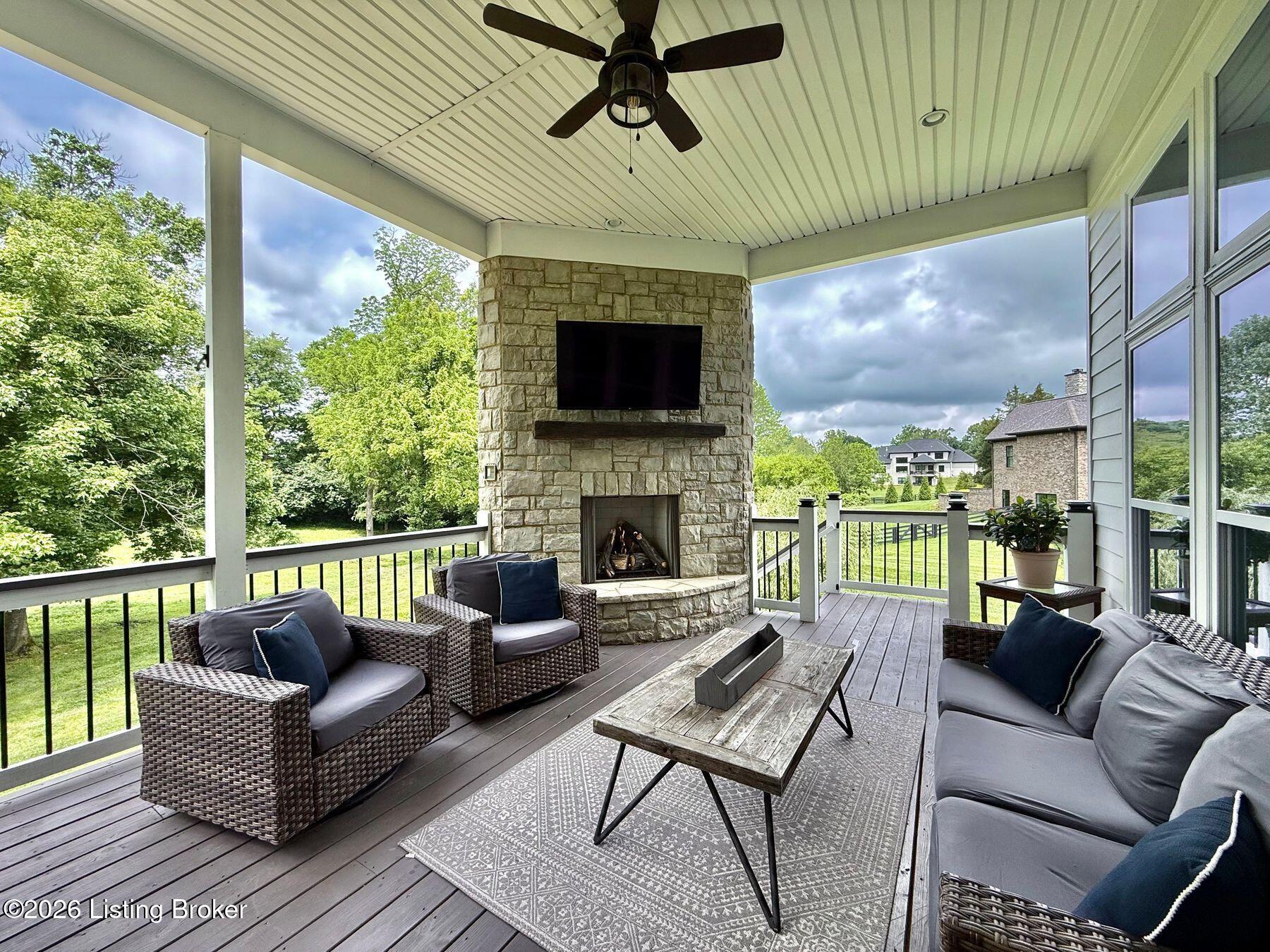 11204 Saddle Ridge Ct