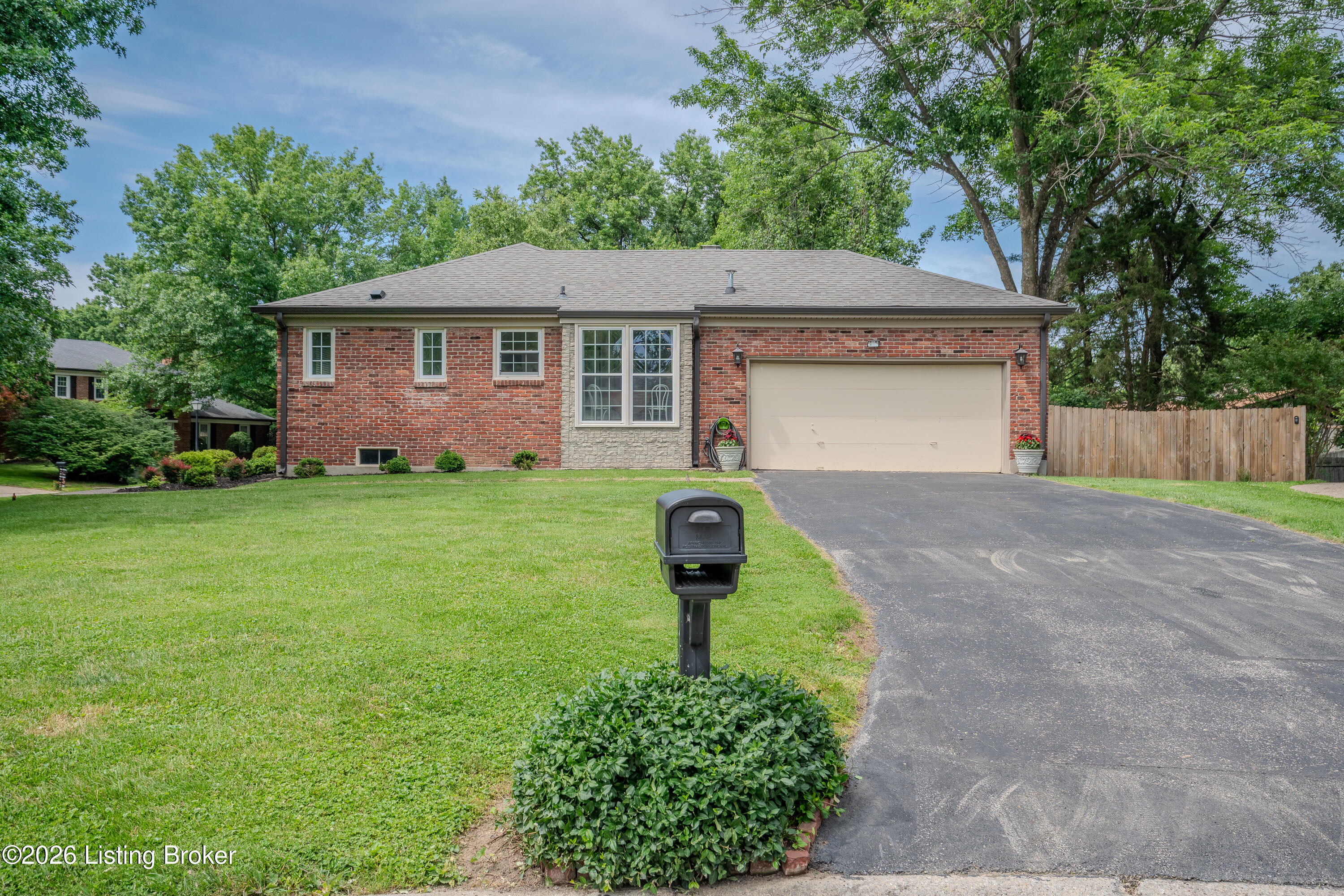10508 Larkhall Ct