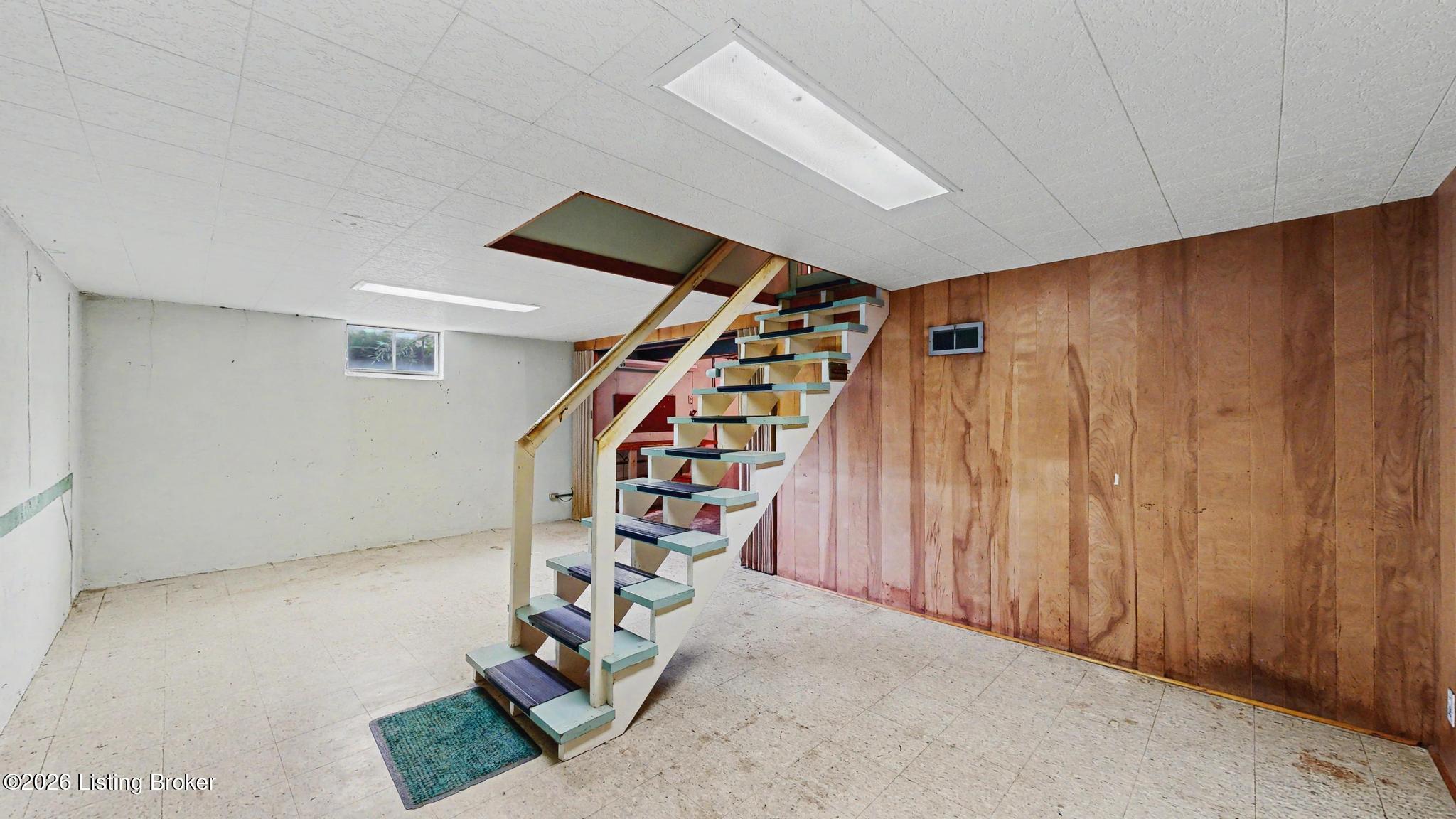 2504 Boulevard Napoleon