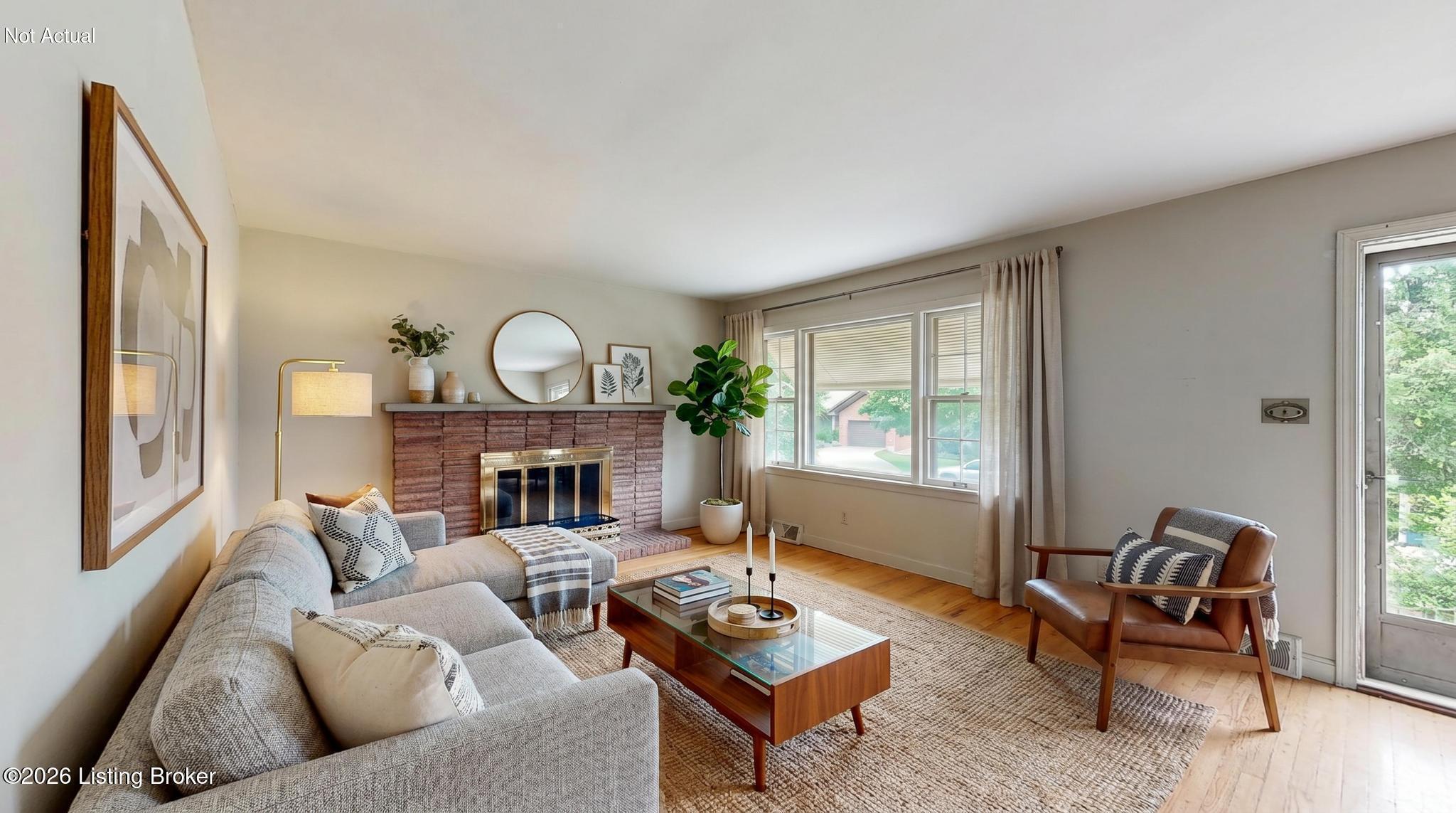 2504 Boulevard Napoleon