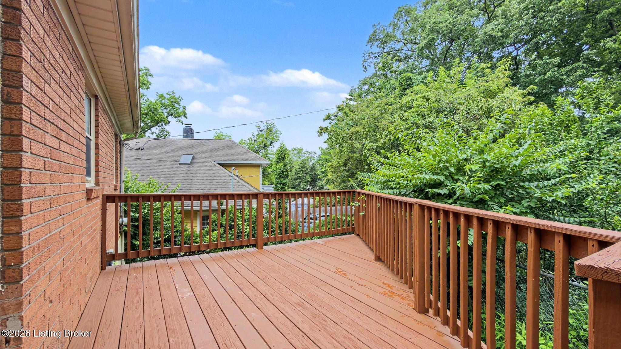 2504 Boulevard Napoleon