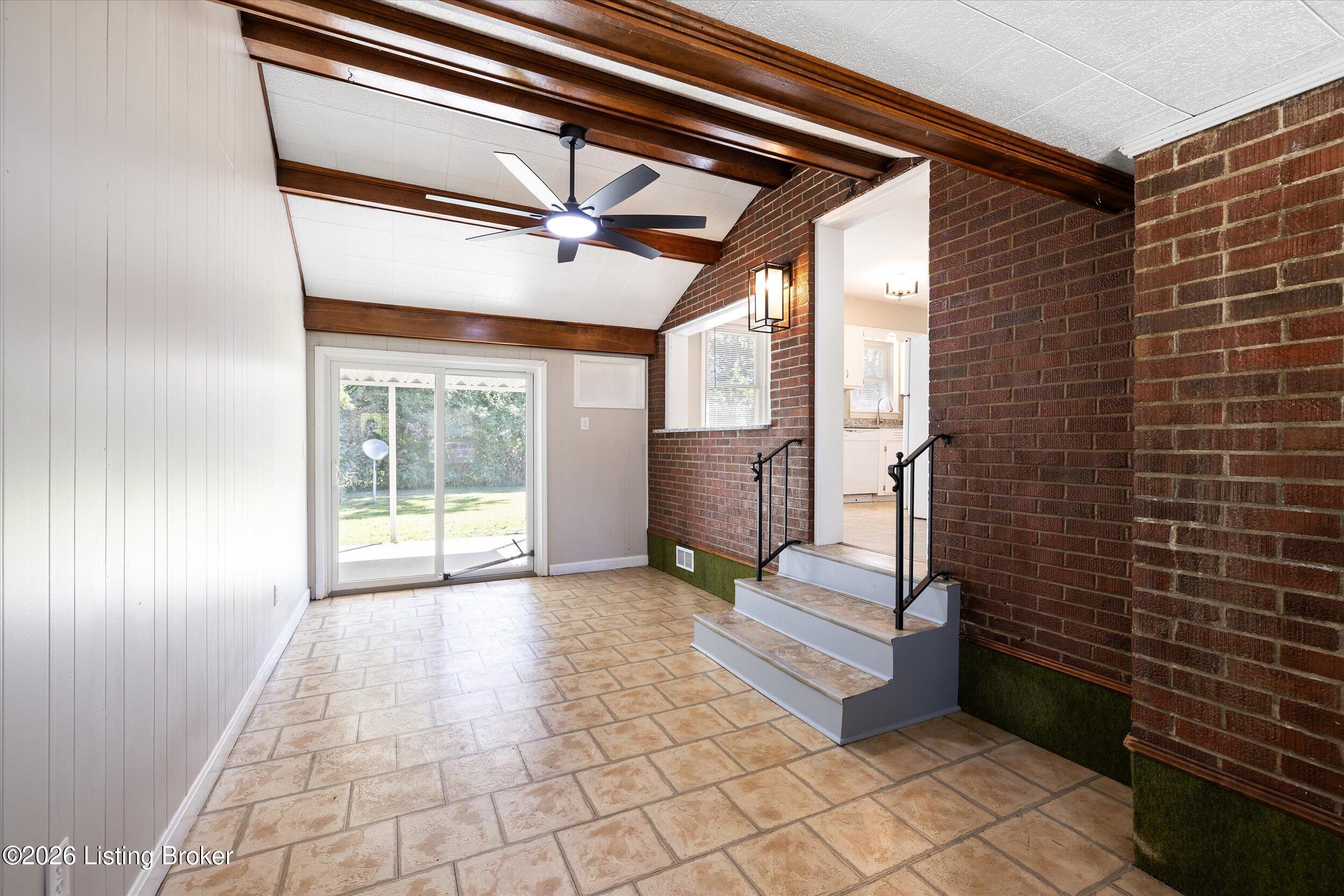 3209 Norma Ln