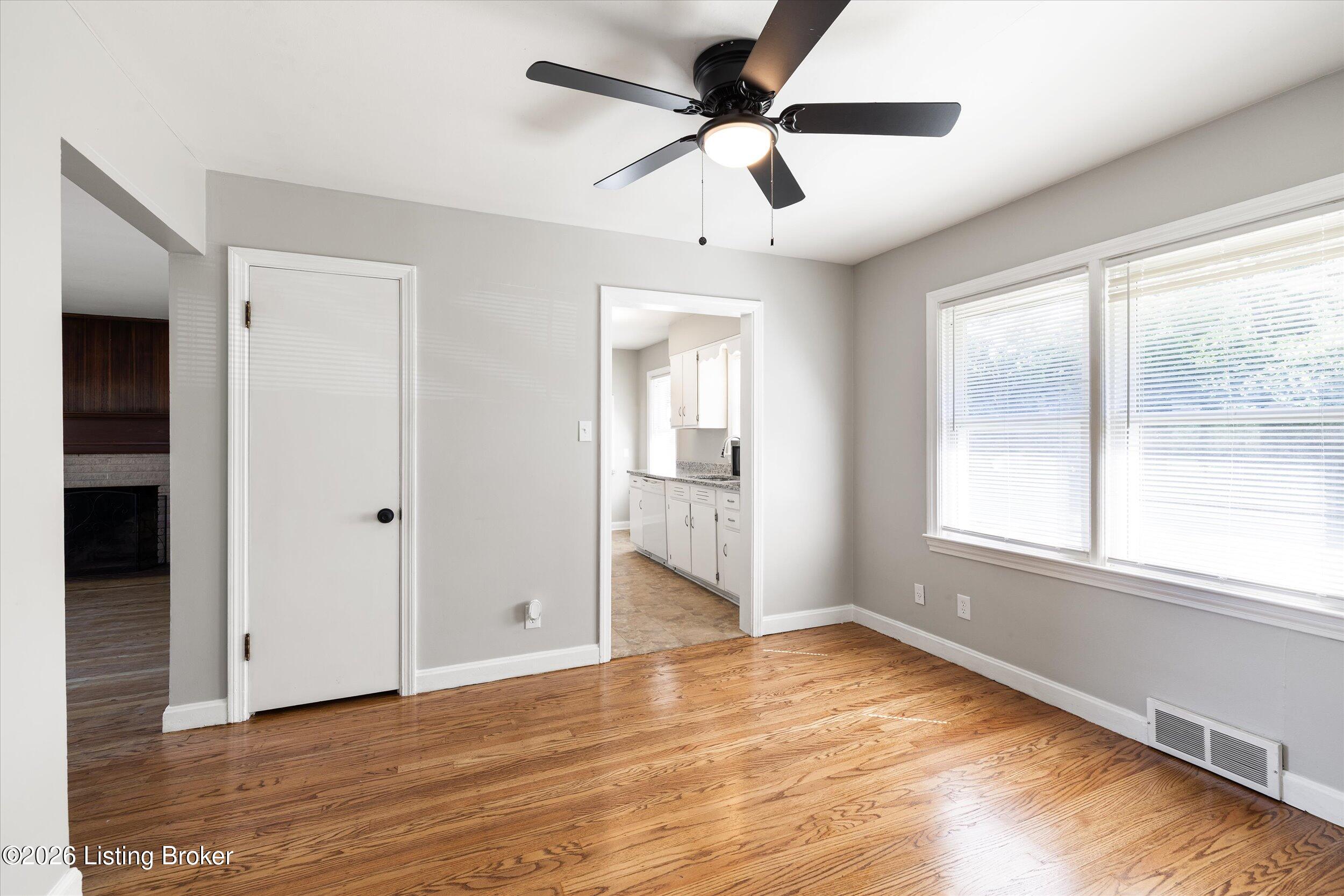 3209 Norma Ln