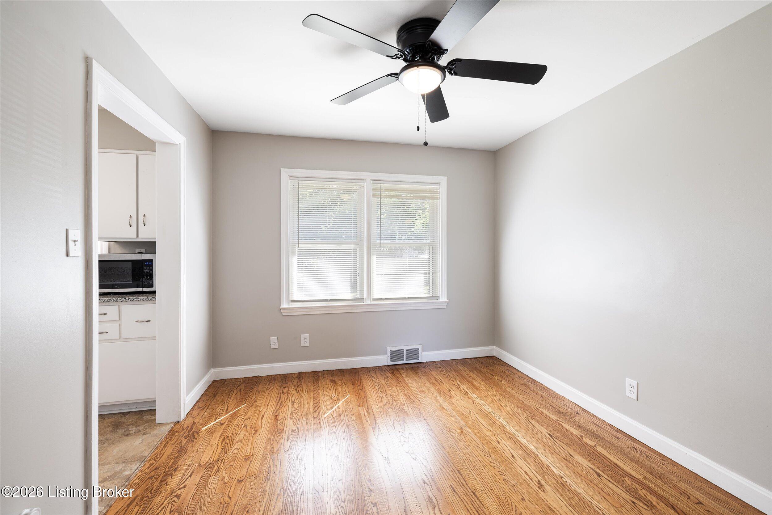 3209 Norma Ln