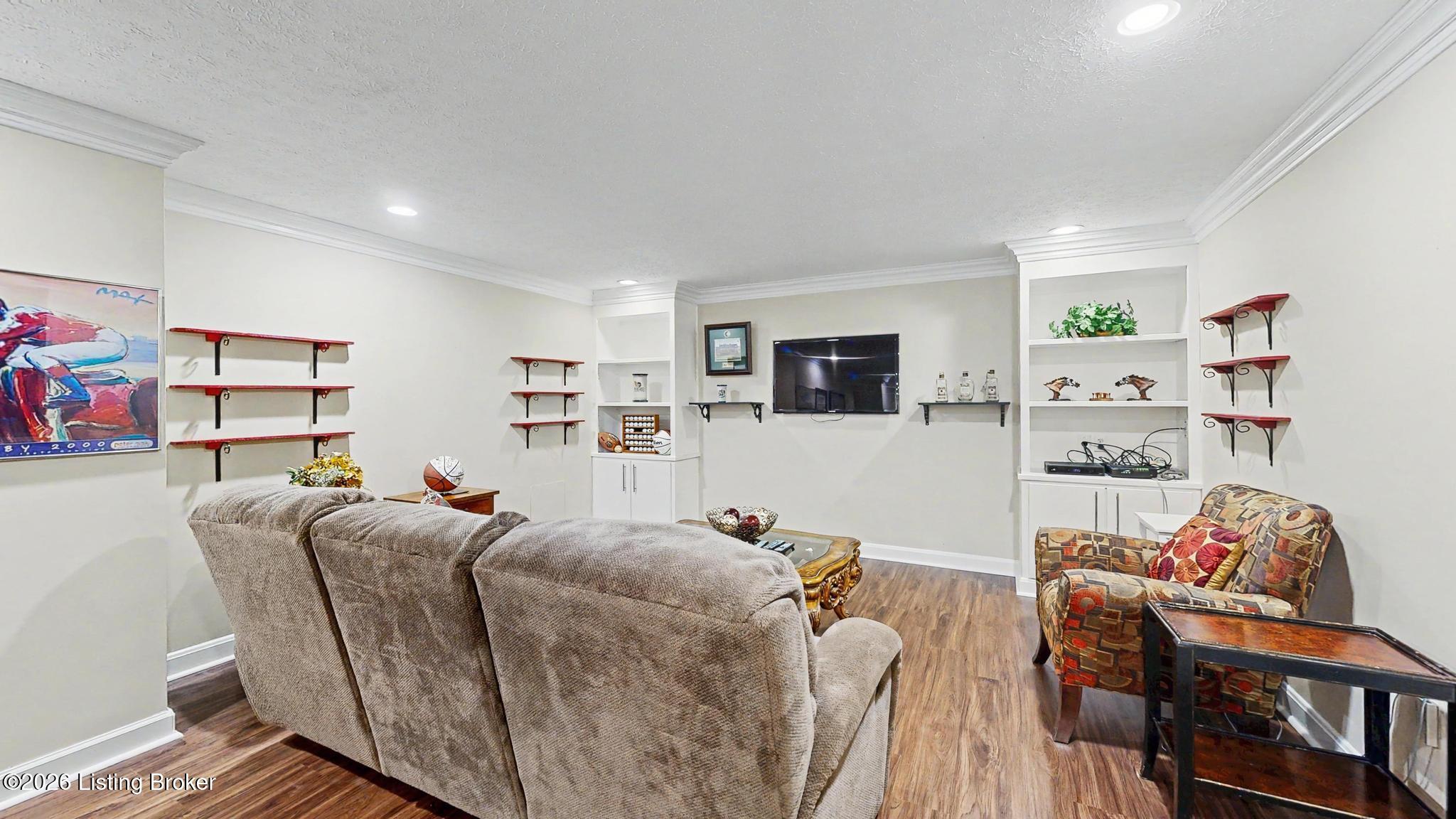 1105 Colonel Anderson Pkwy