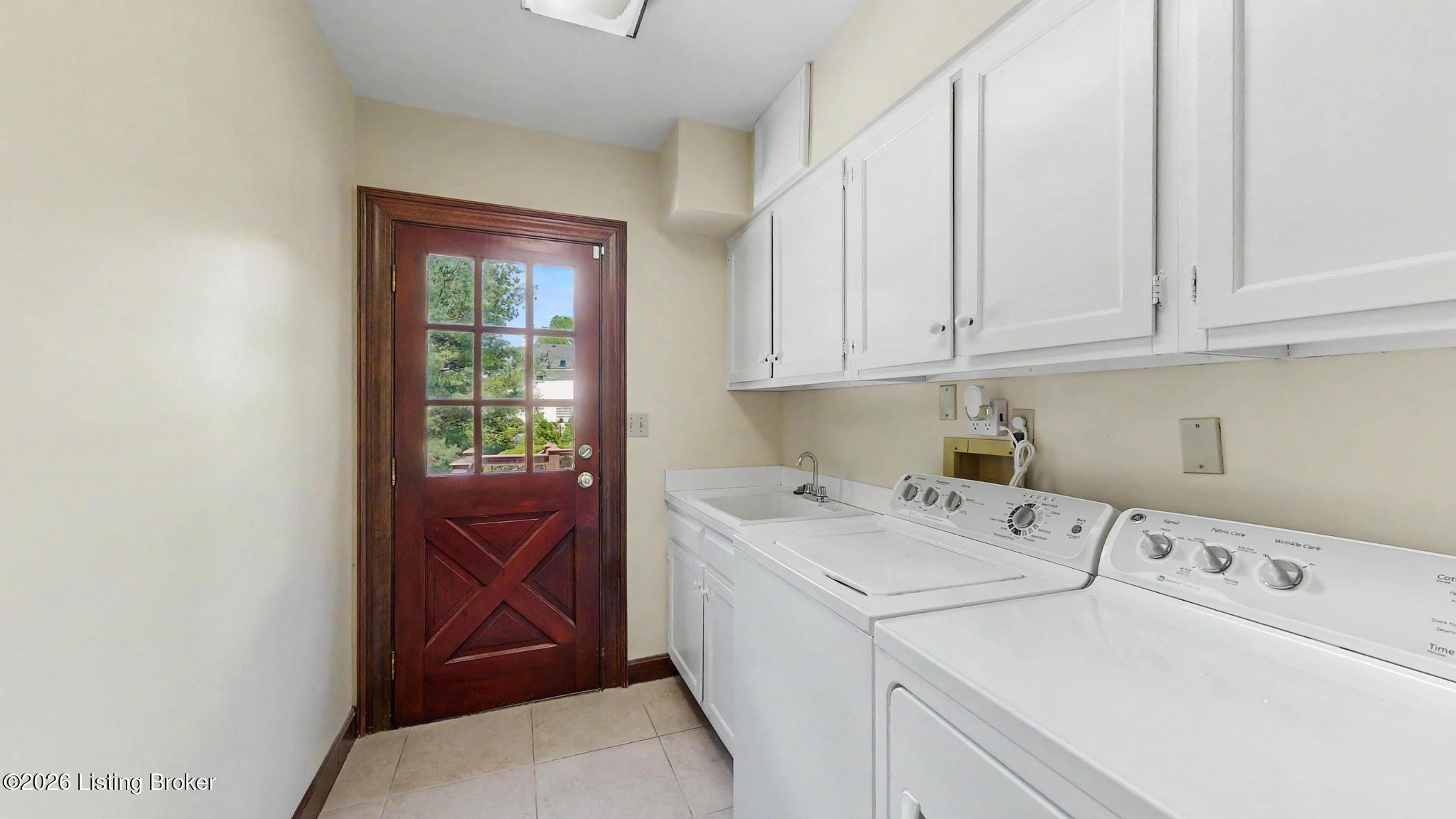 1105 Colonel Anderson Pkwy
