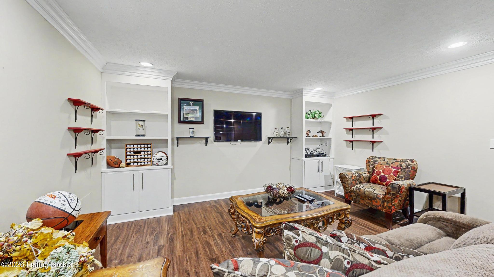 1105 Colonel Anderson Pkwy