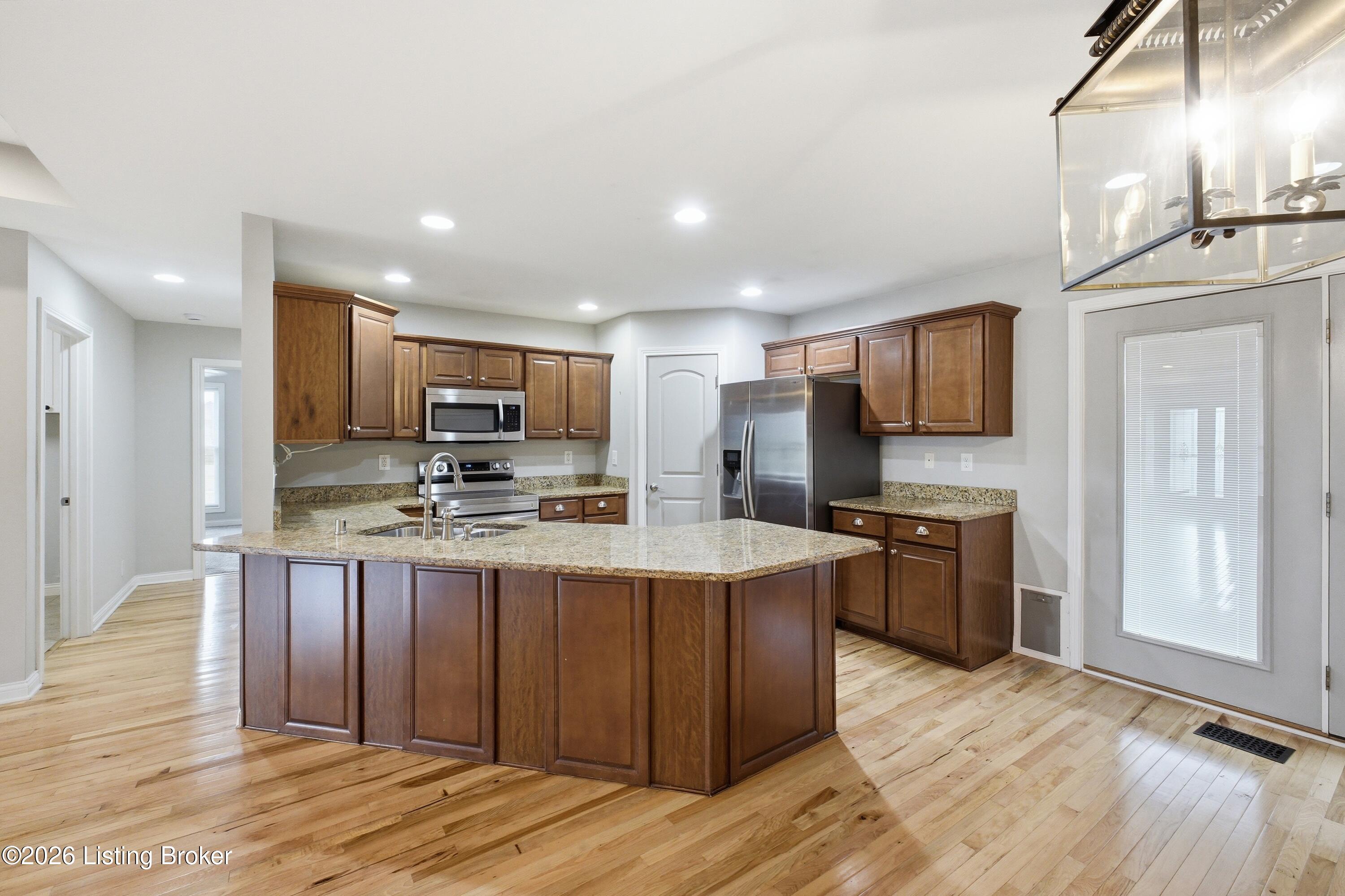 125 Irish Ct