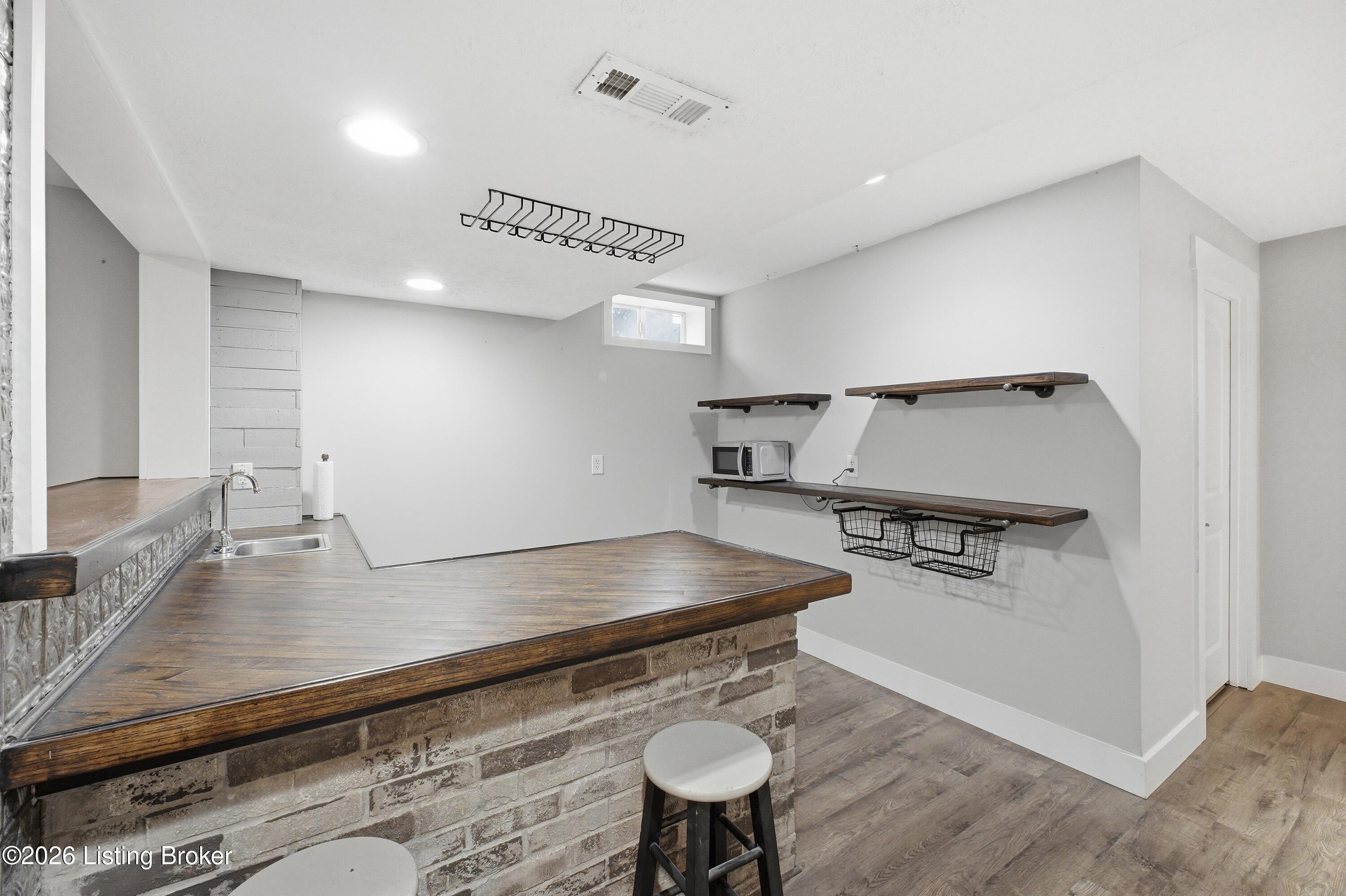 125 Irish Ct
