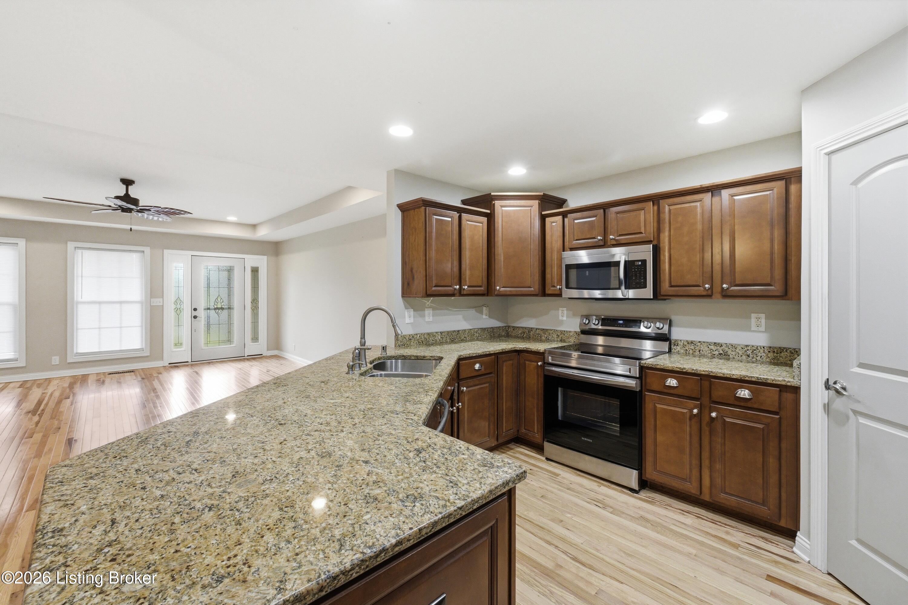 125 Irish Ct
