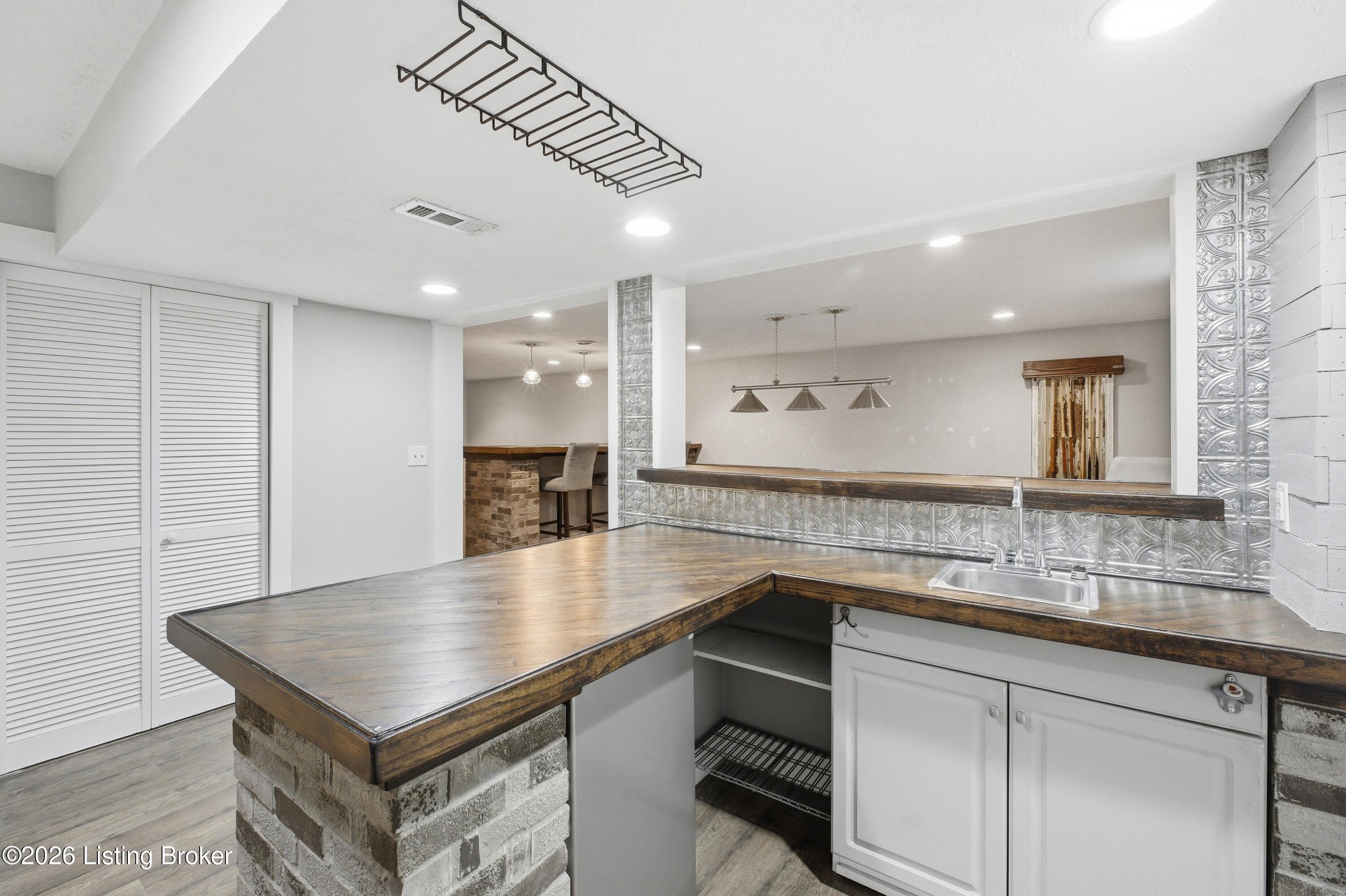 125 Irish Ct