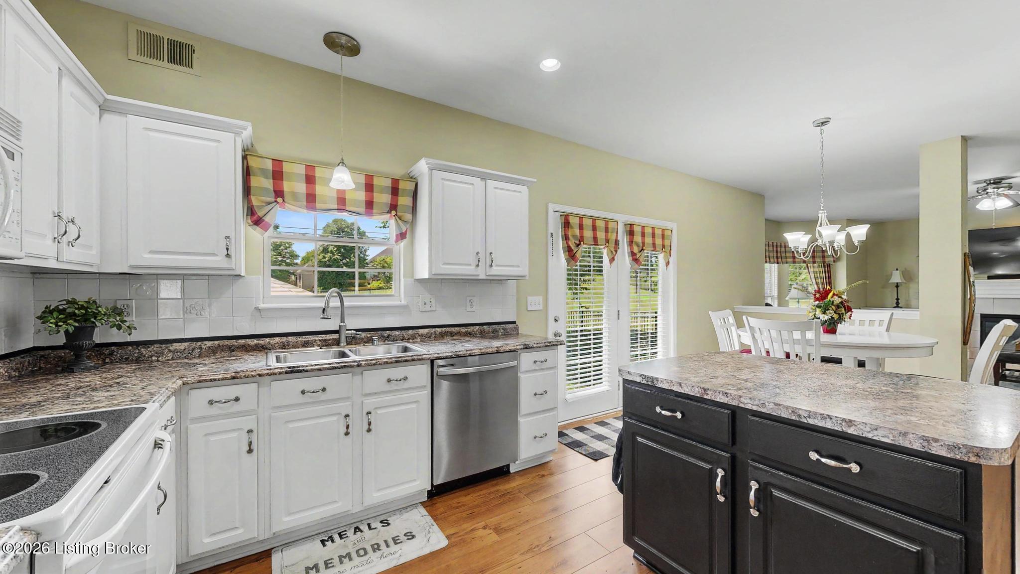 15218 Abington Ridge Pl