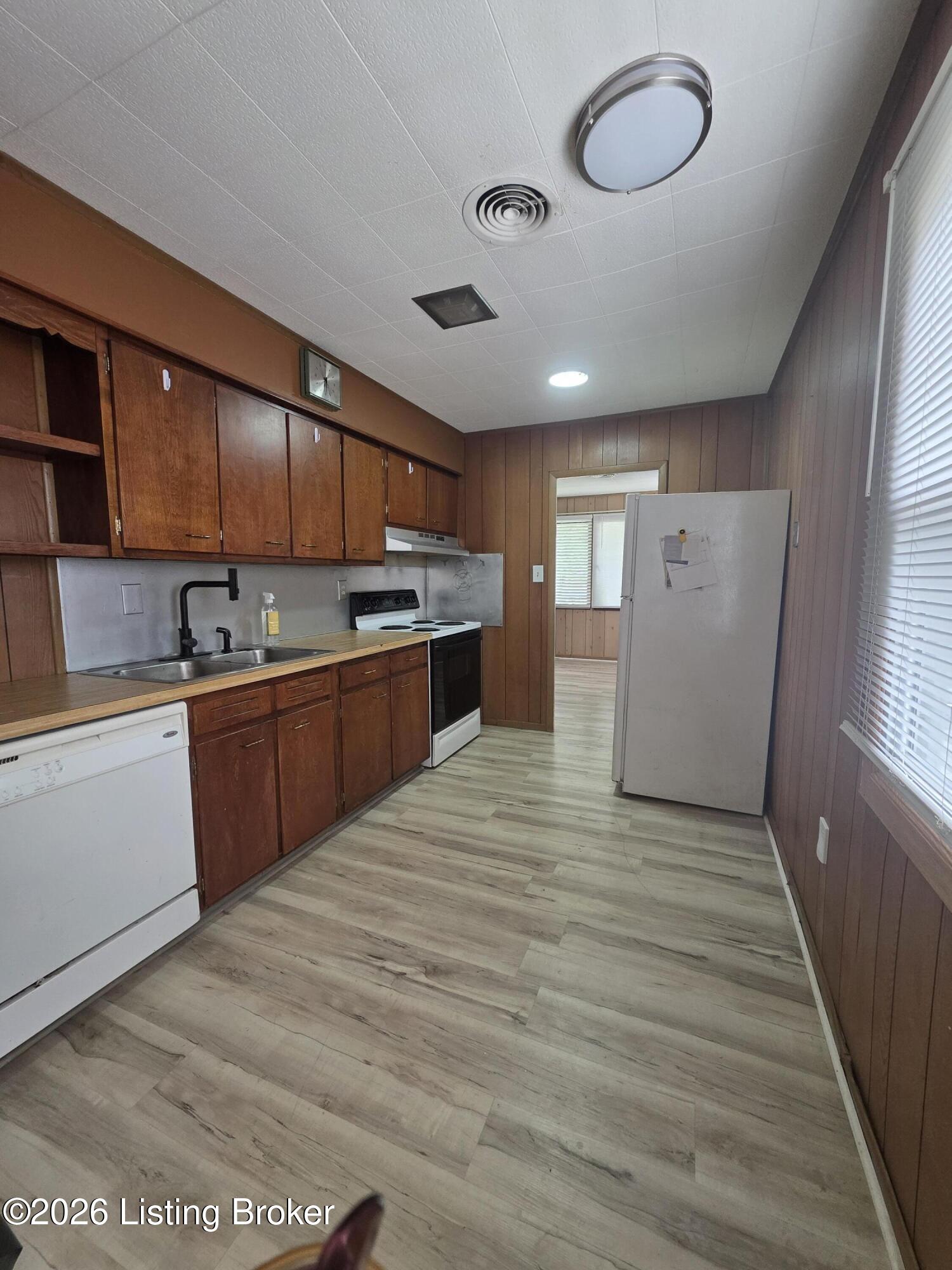 226 Granvil Dr