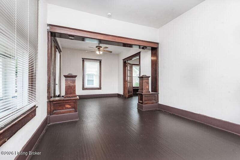 122 S 42nd St
