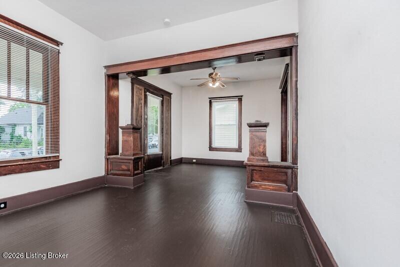 122 S 42nd St