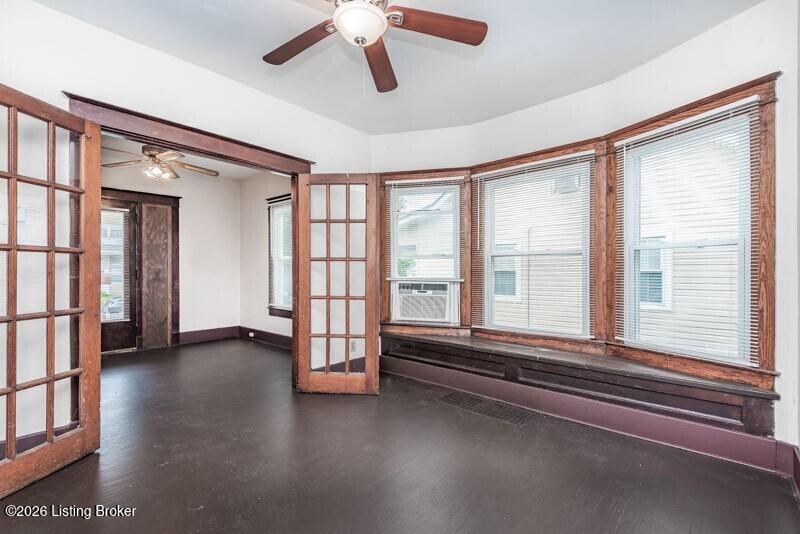 122 S 42nd St