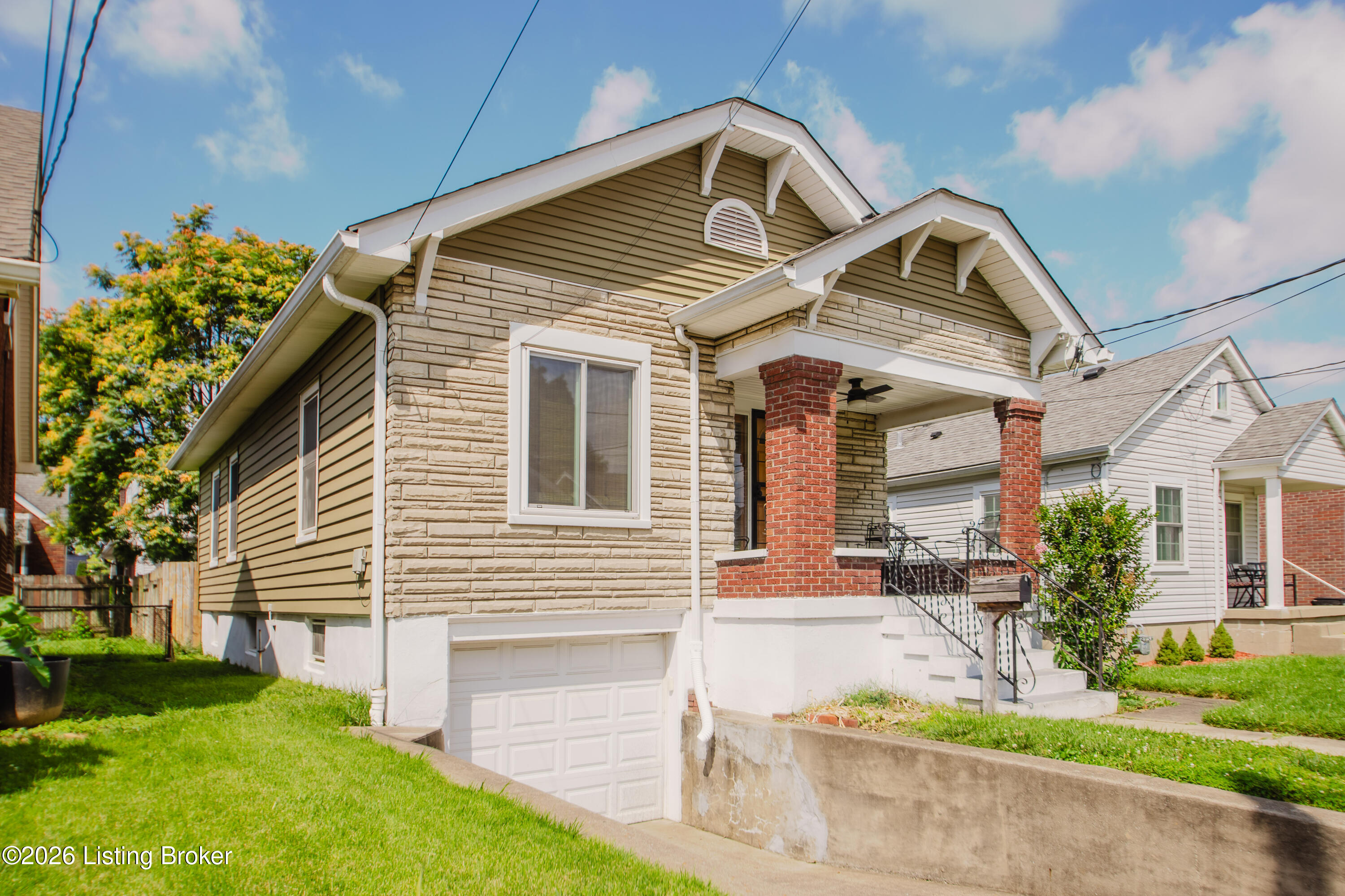 2342 Alexander Ave