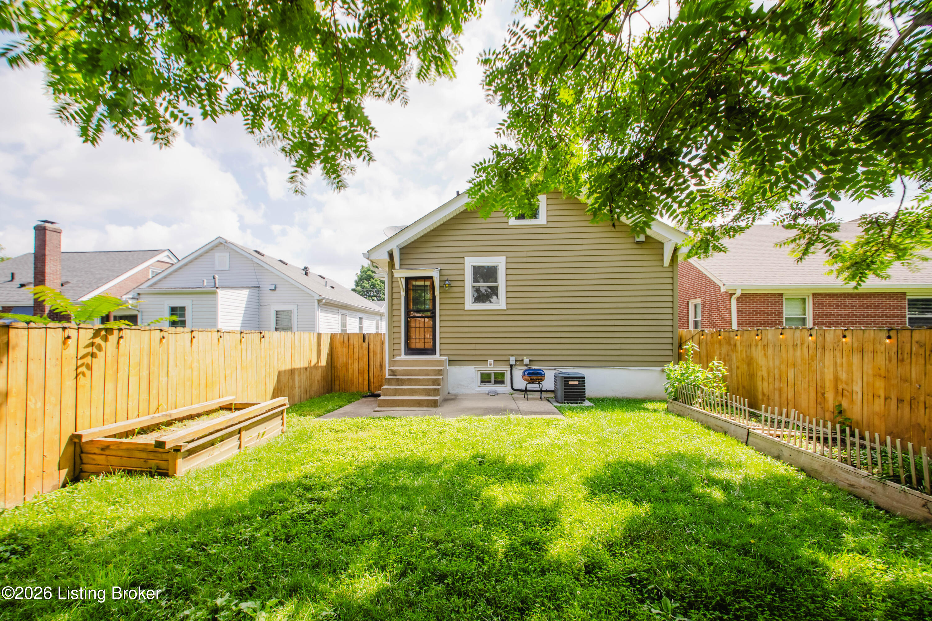 2342 Alexander Ave