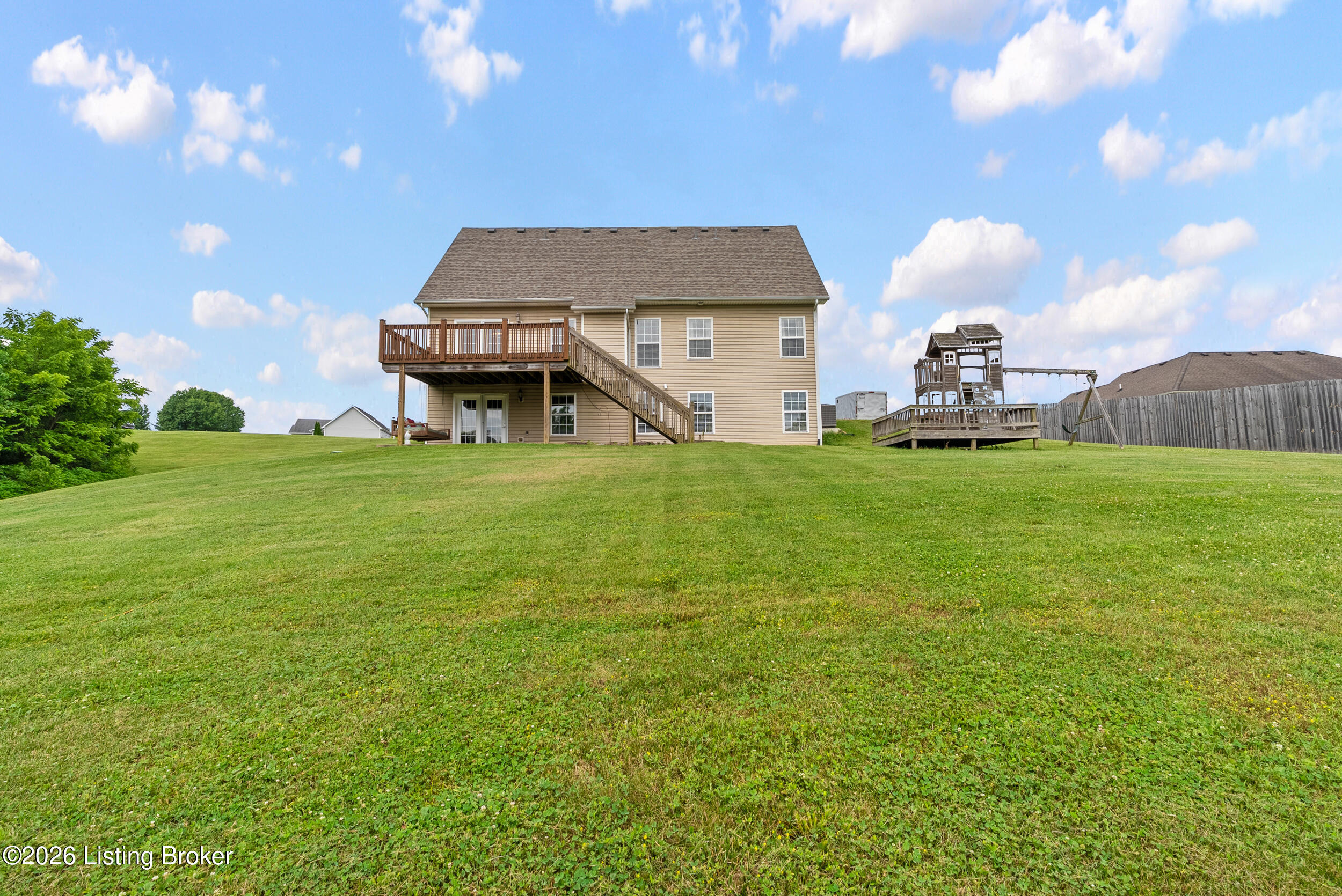 123 Lost Creek Dr