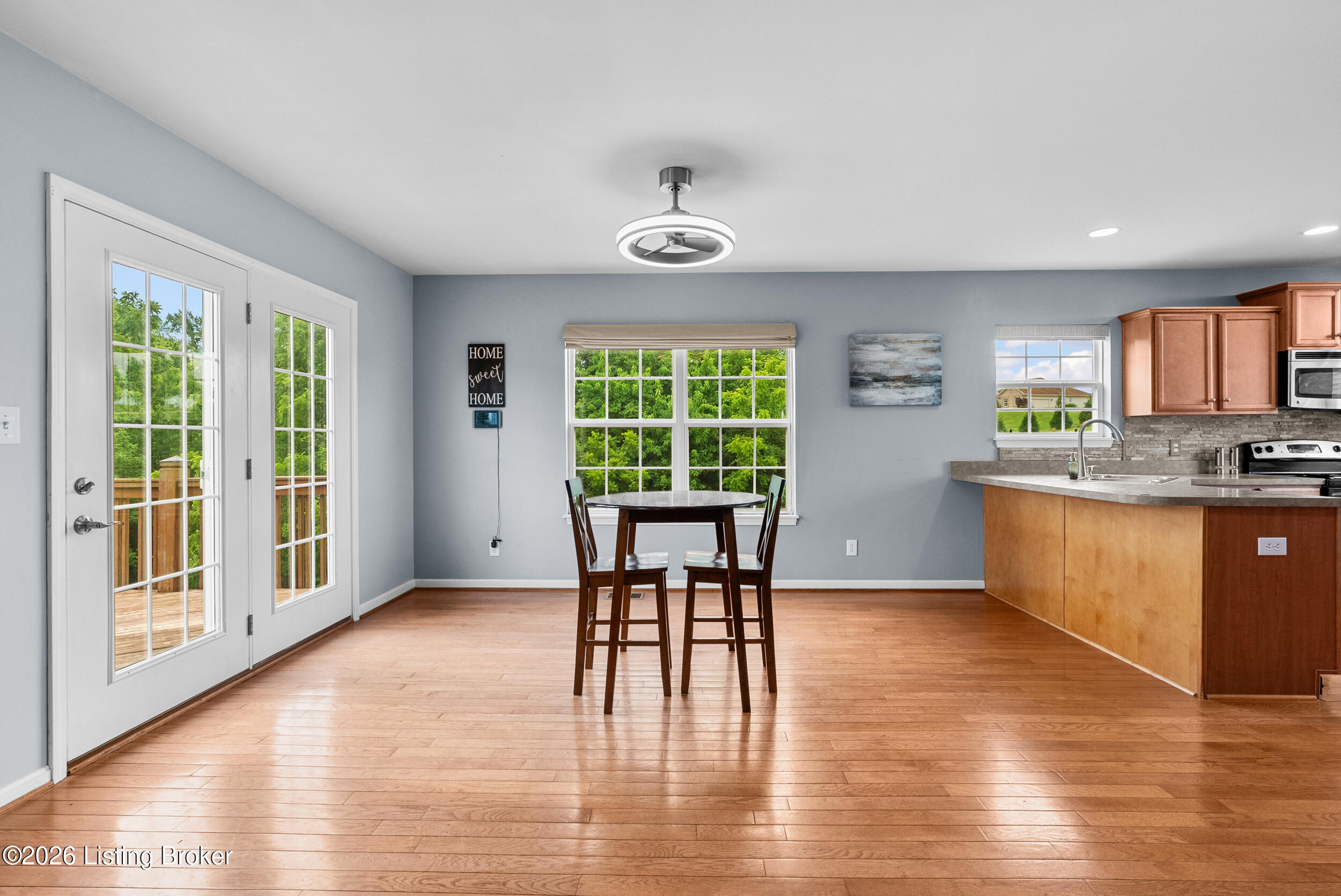 123 Lost Creek Dr