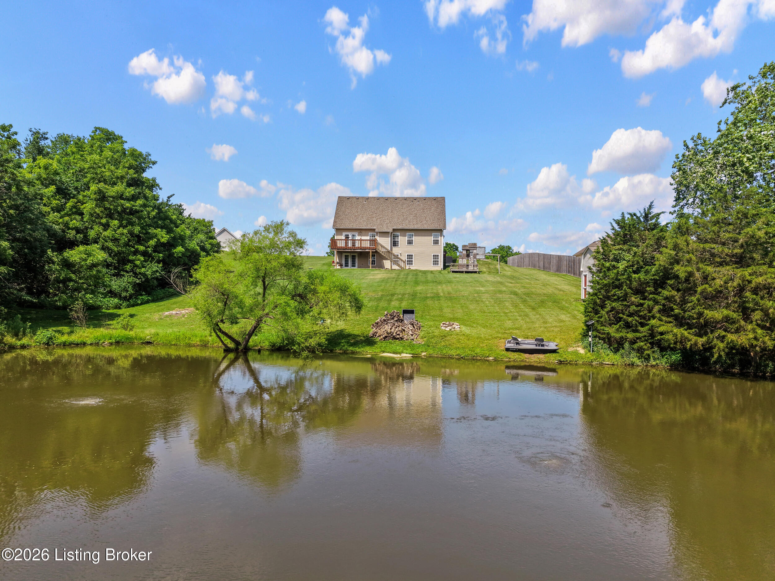123 Lost Creek Dr
