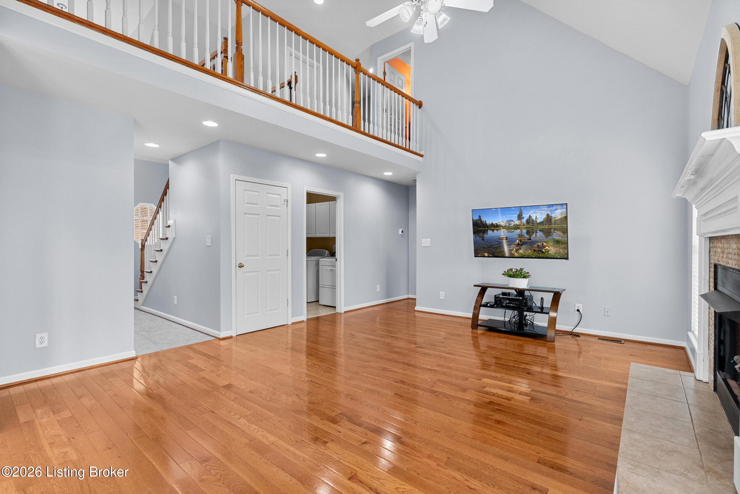 123 Lost Creek Dr