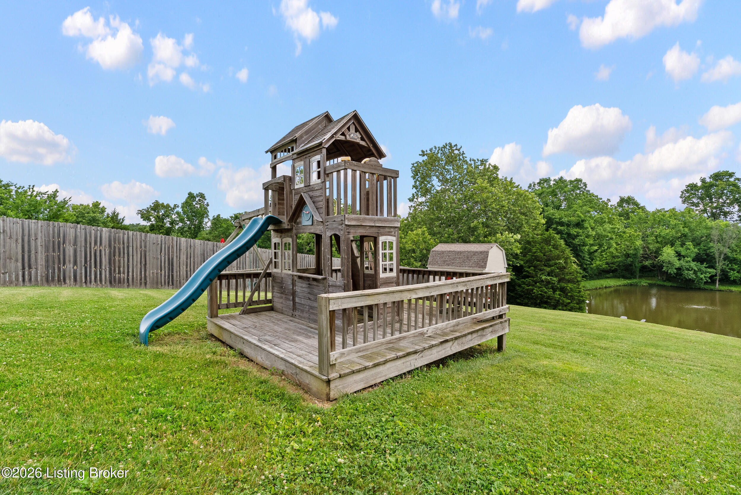 123 Lost Creek Dr