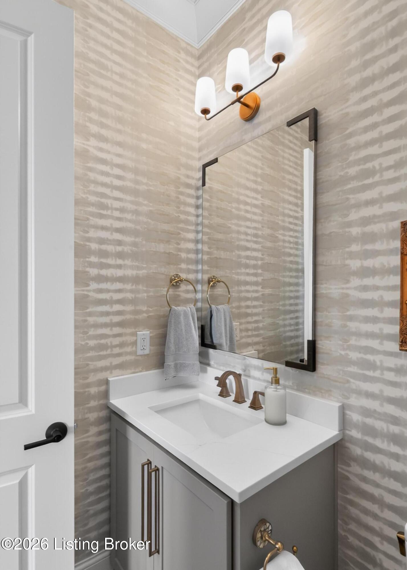 6115 Snapdragon Dr