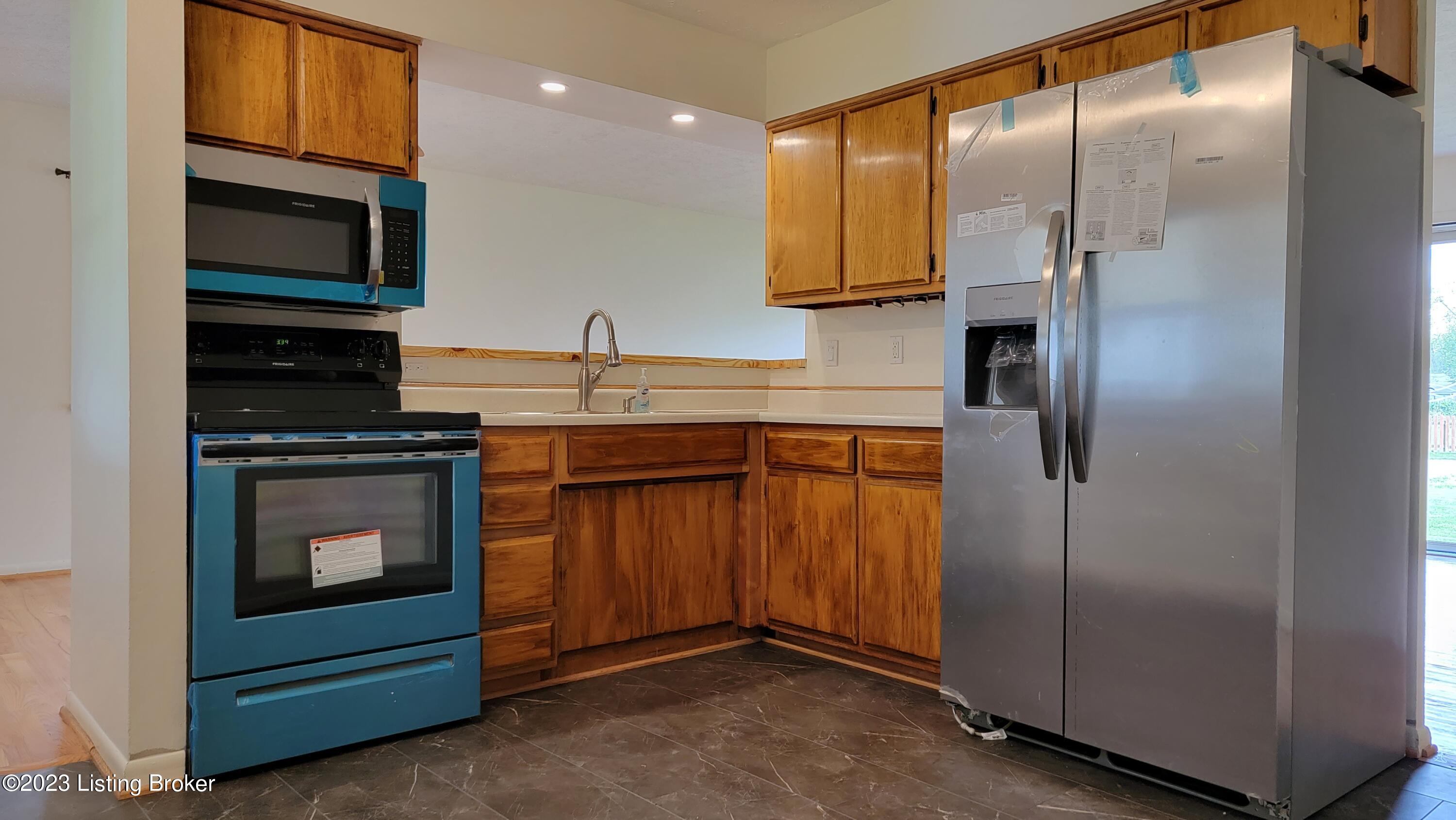 11616 Maple Way