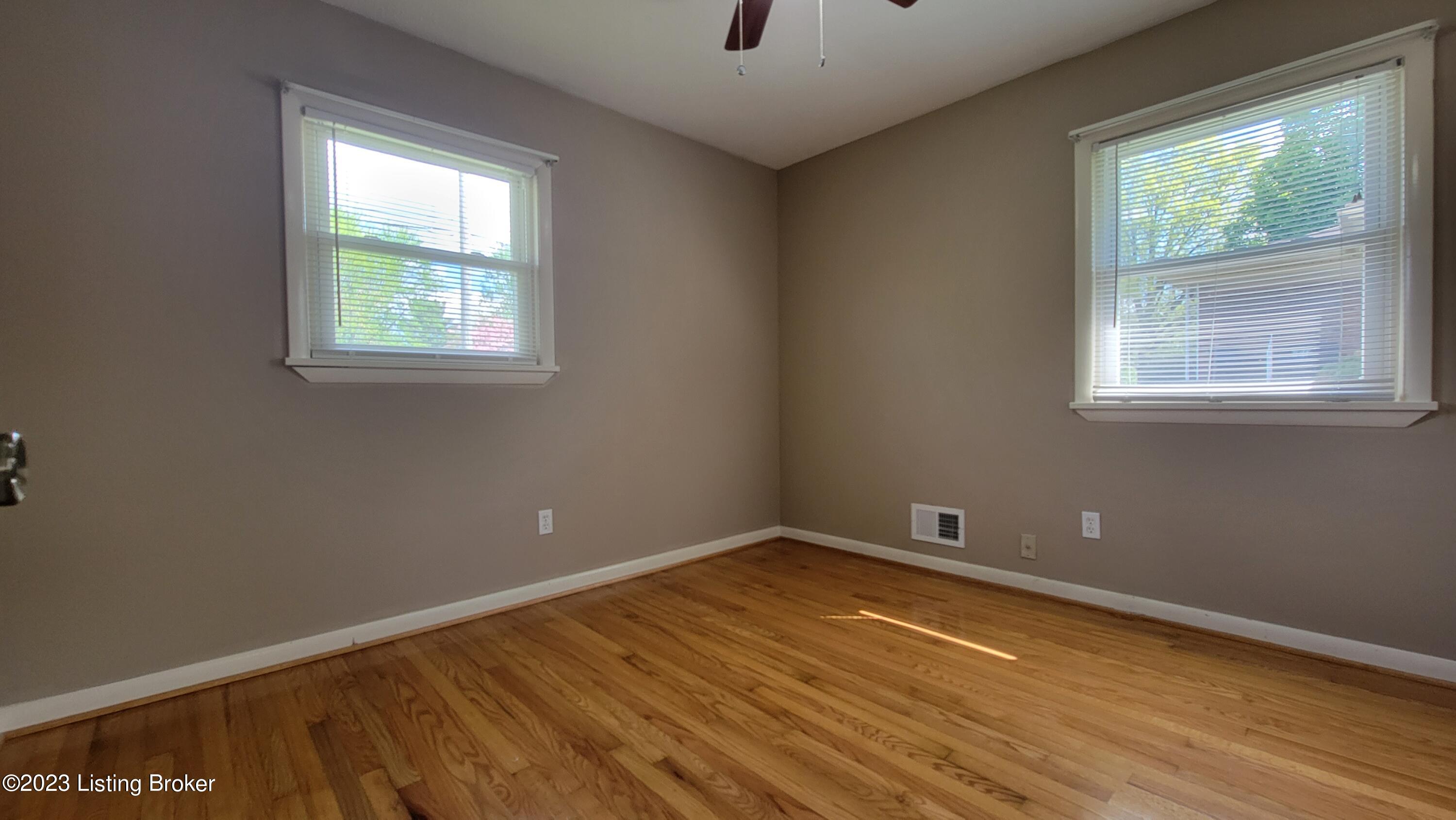 11616 Maple Way