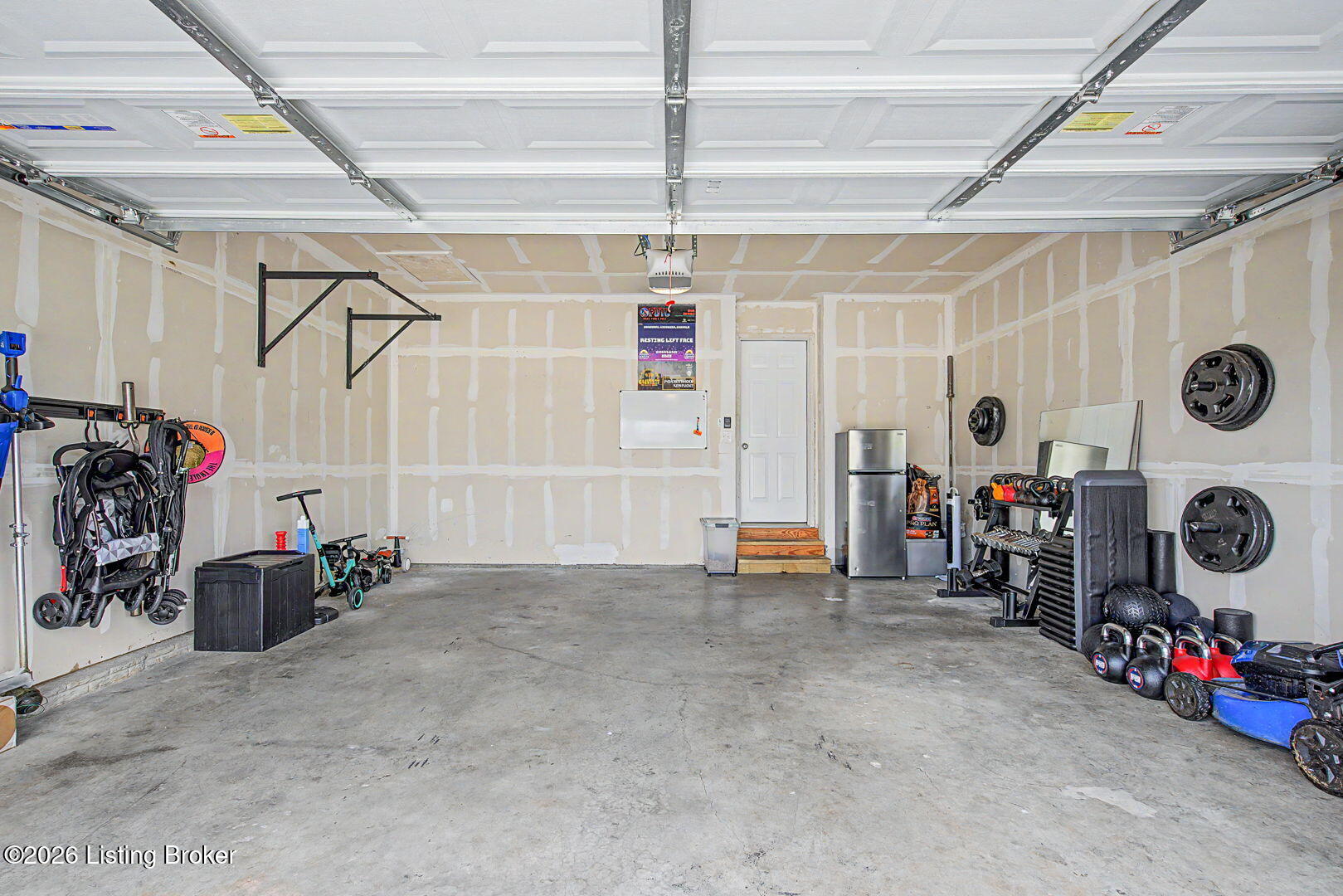3719 Scarlet Oak Ln