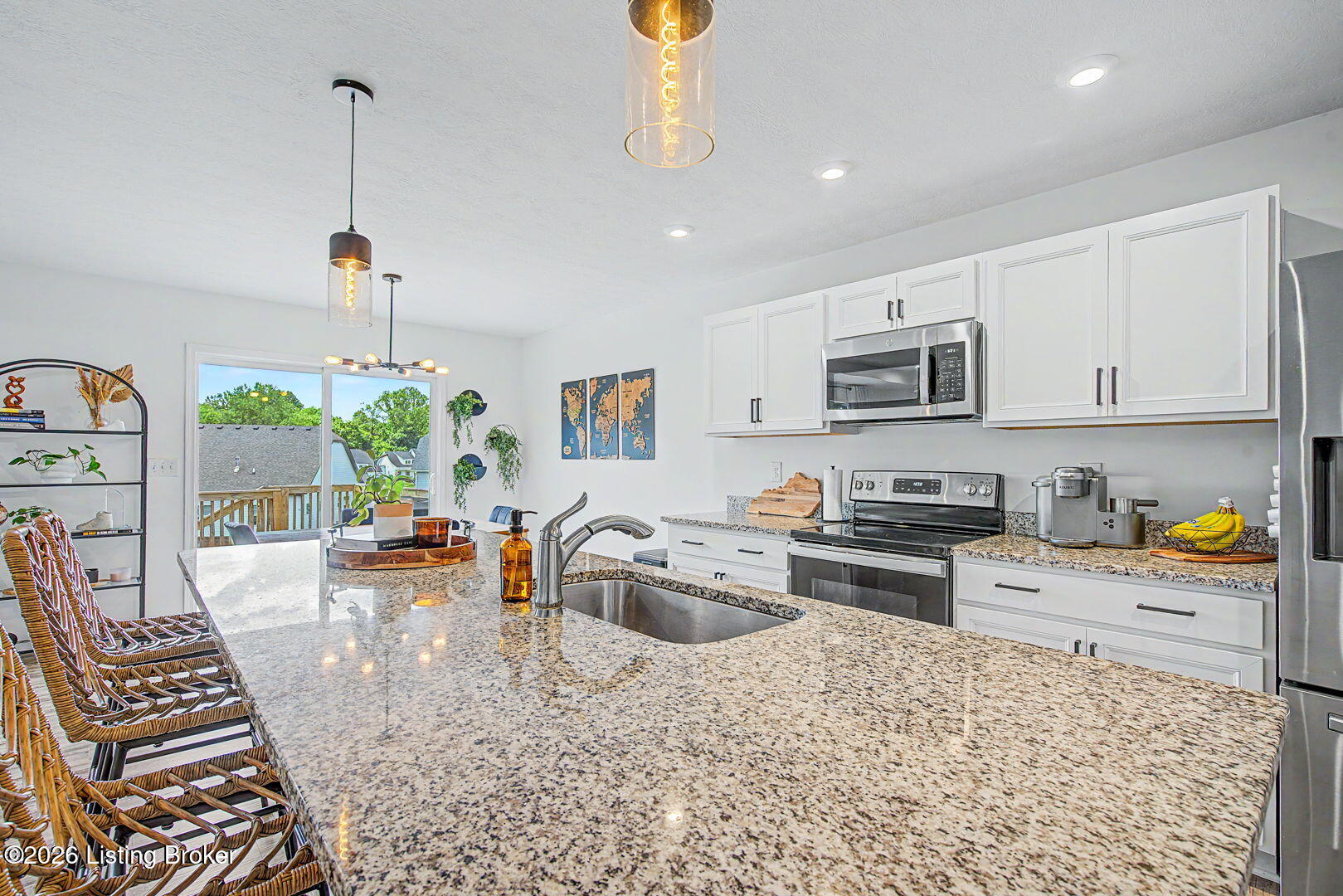3719 Scarlet Oak Ln