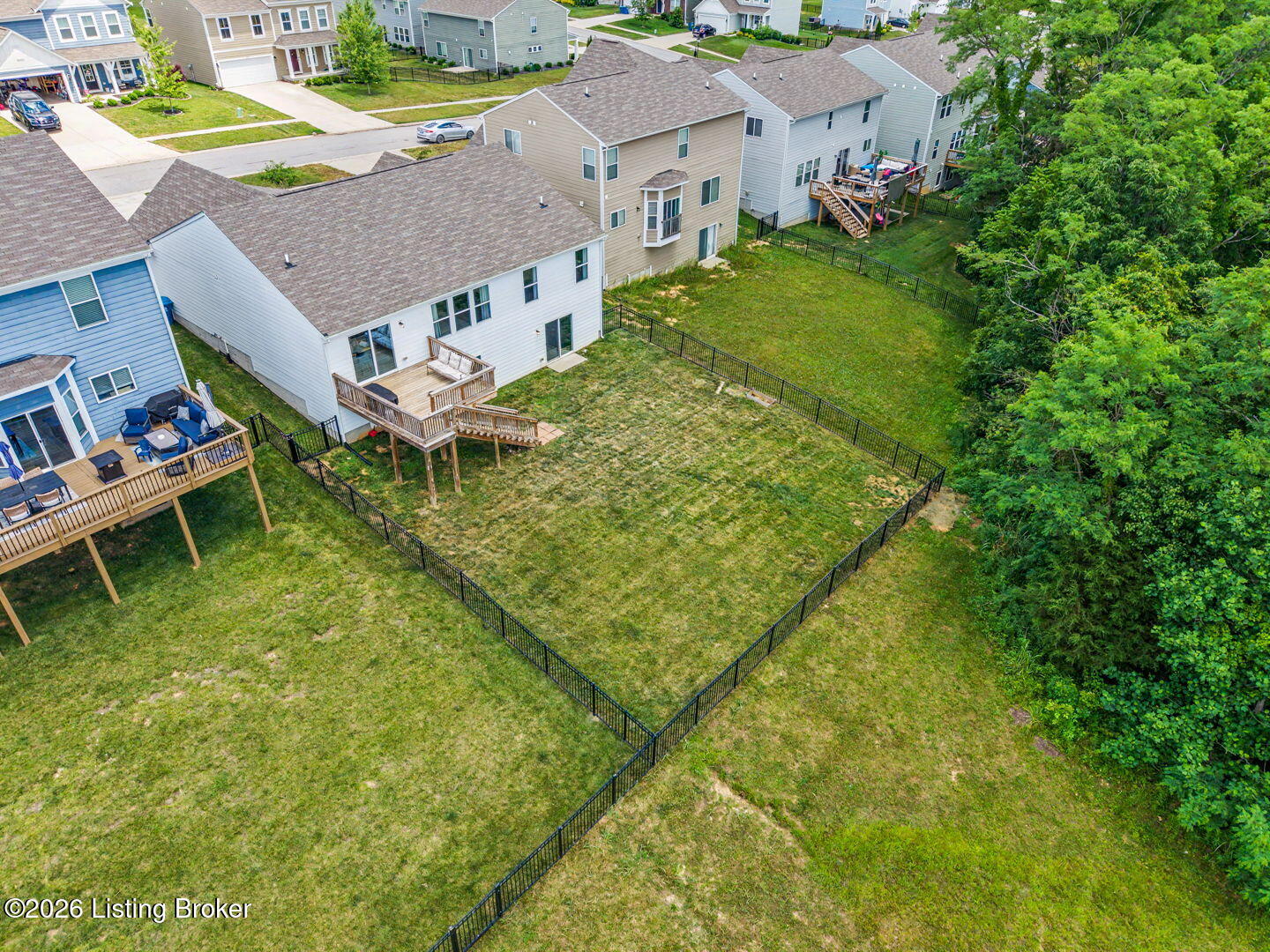 3719 Scarlet Oak Ln
