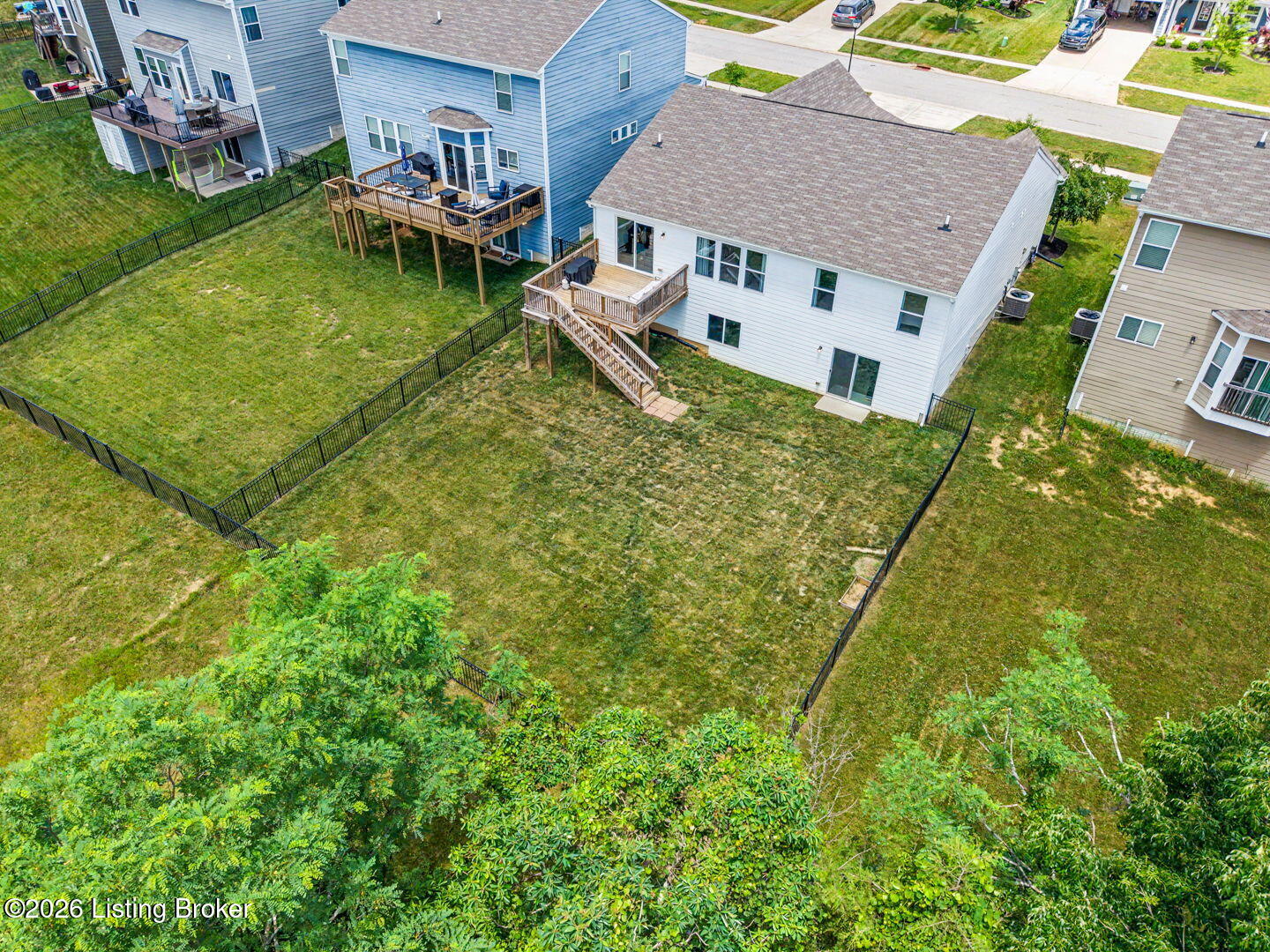 3719 Scarlet Oak Ln