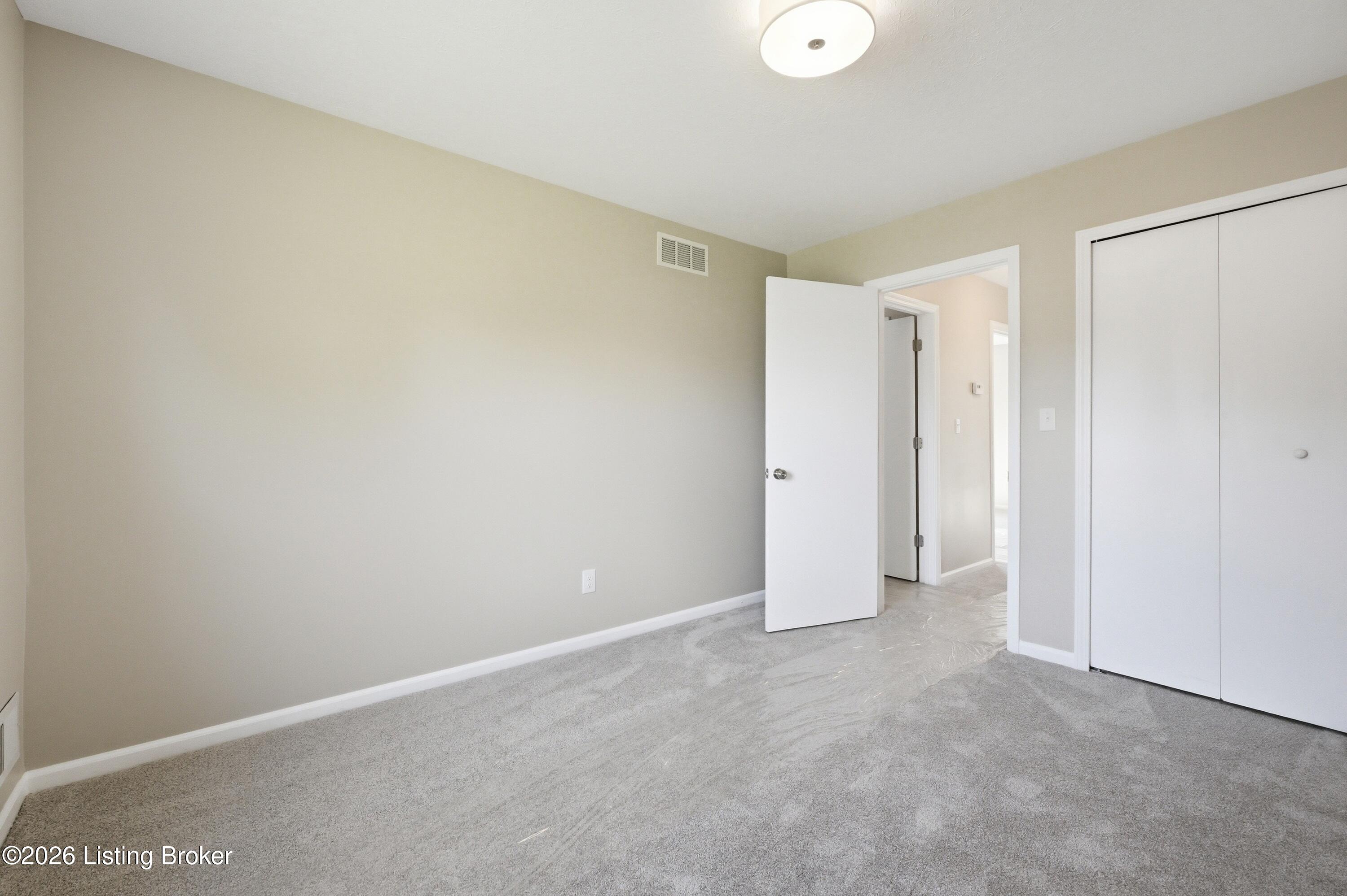 4767 Shenandoah Dr