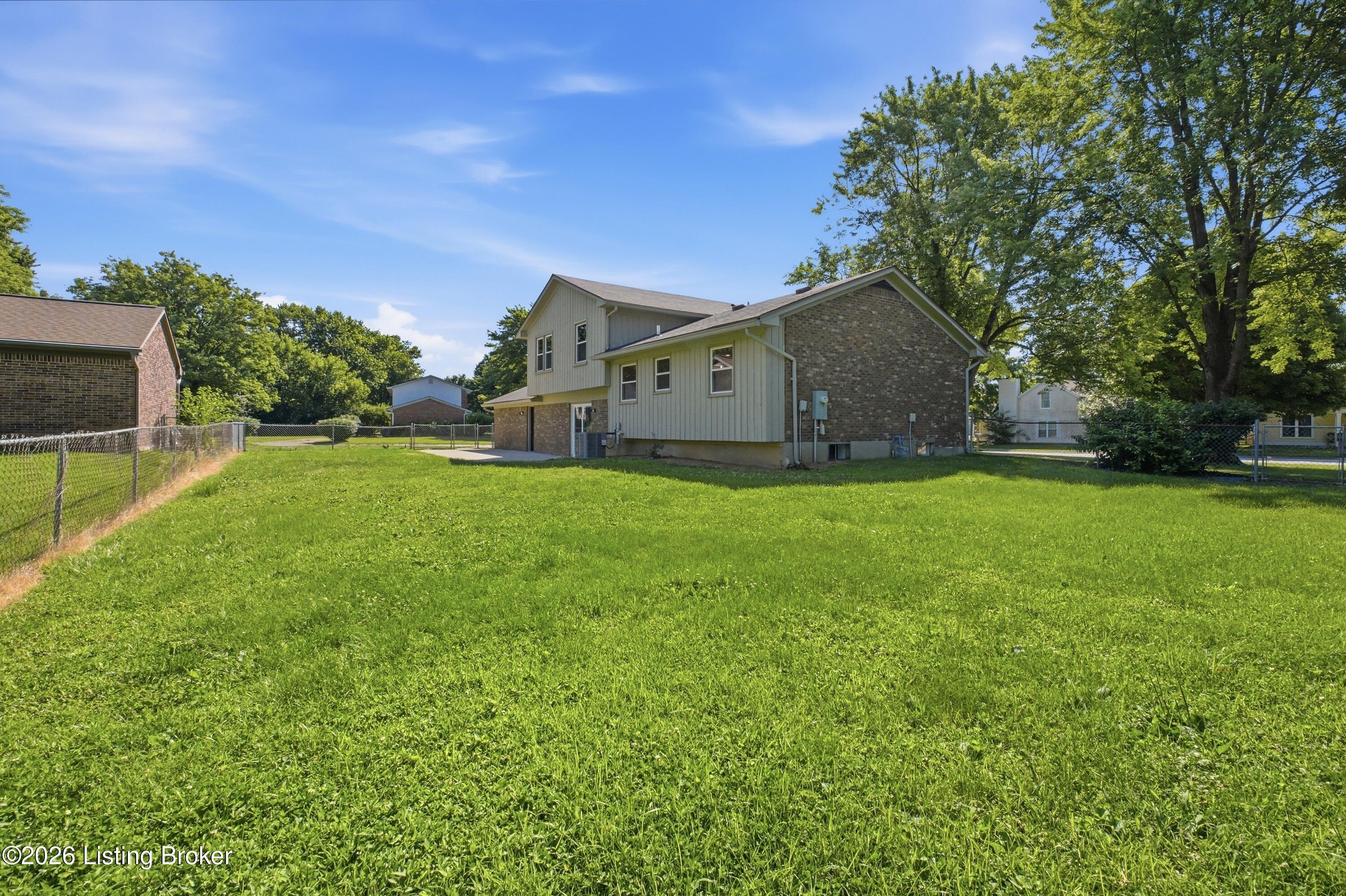 4767 Shenandoah Dr