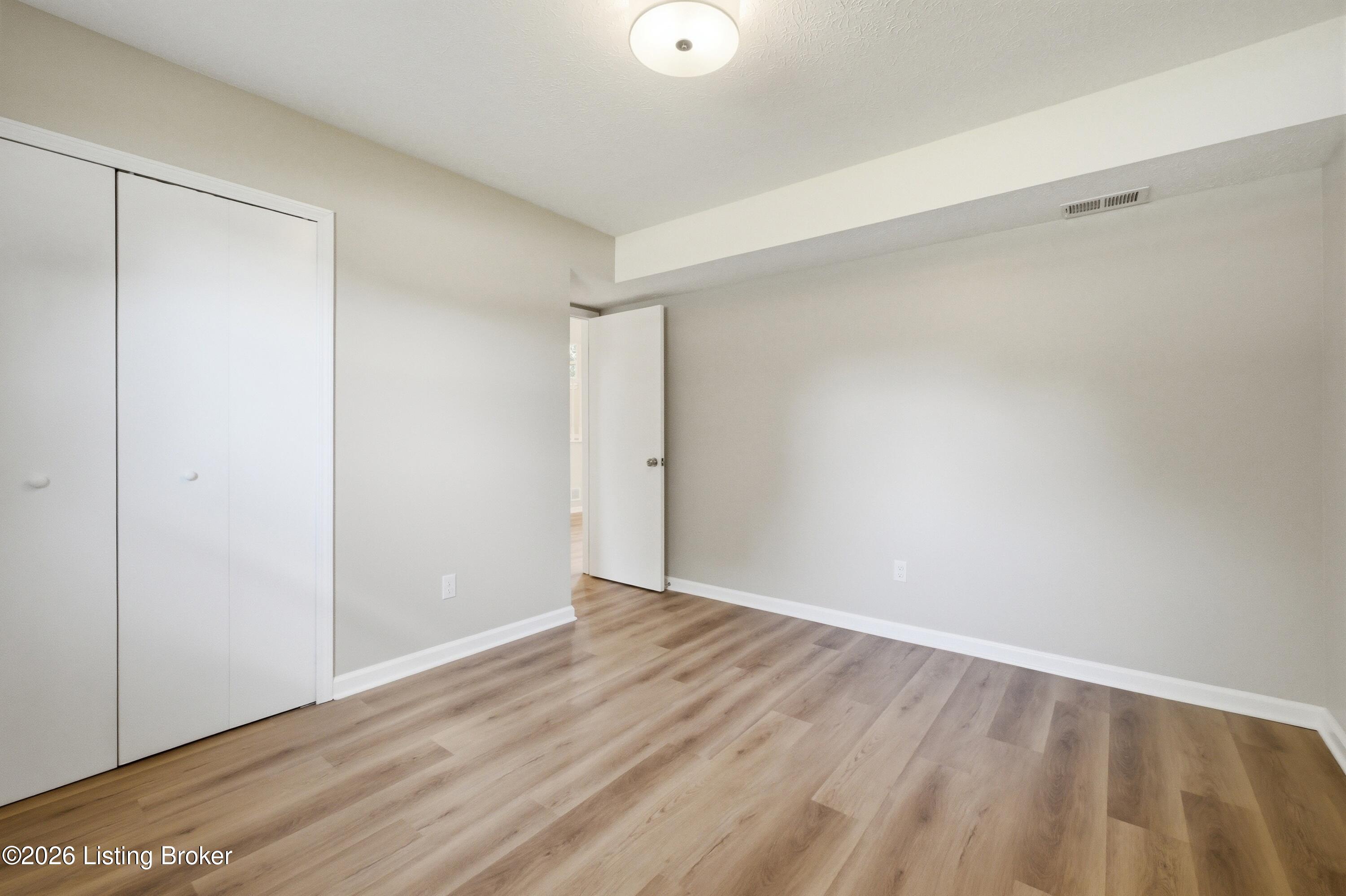 4767 Shenandoah Dr