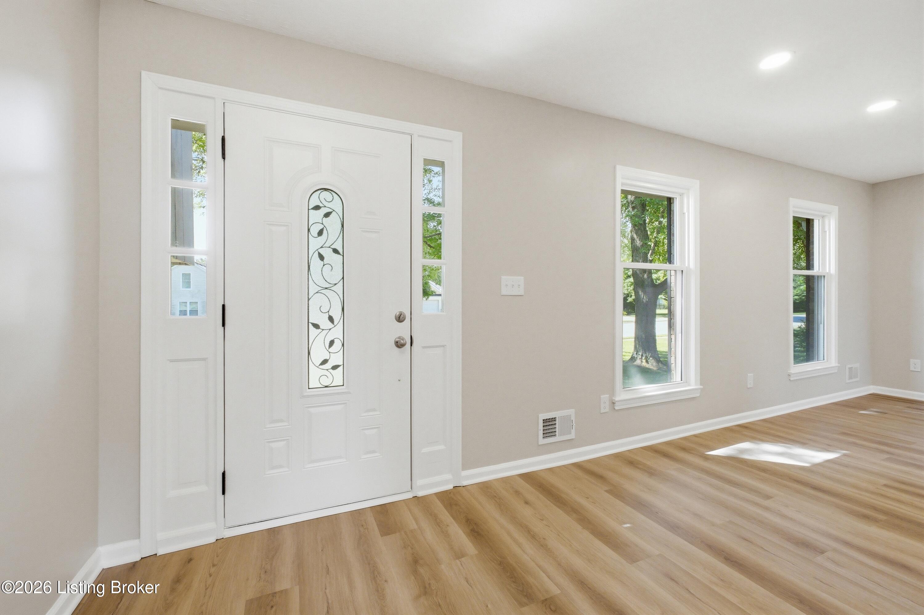 4767 Shenandoah Dr
