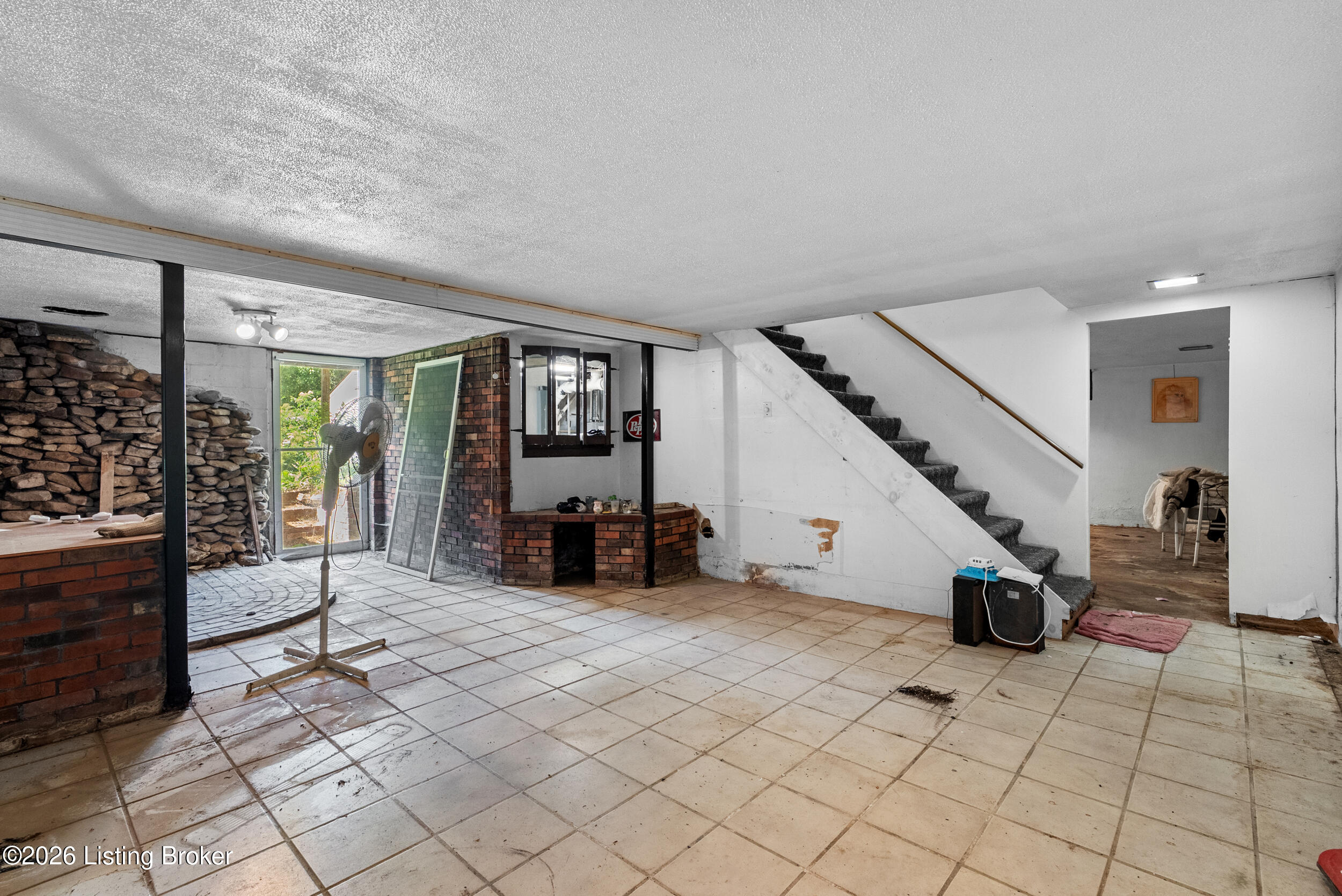 6308 Cooper Chapel Rd