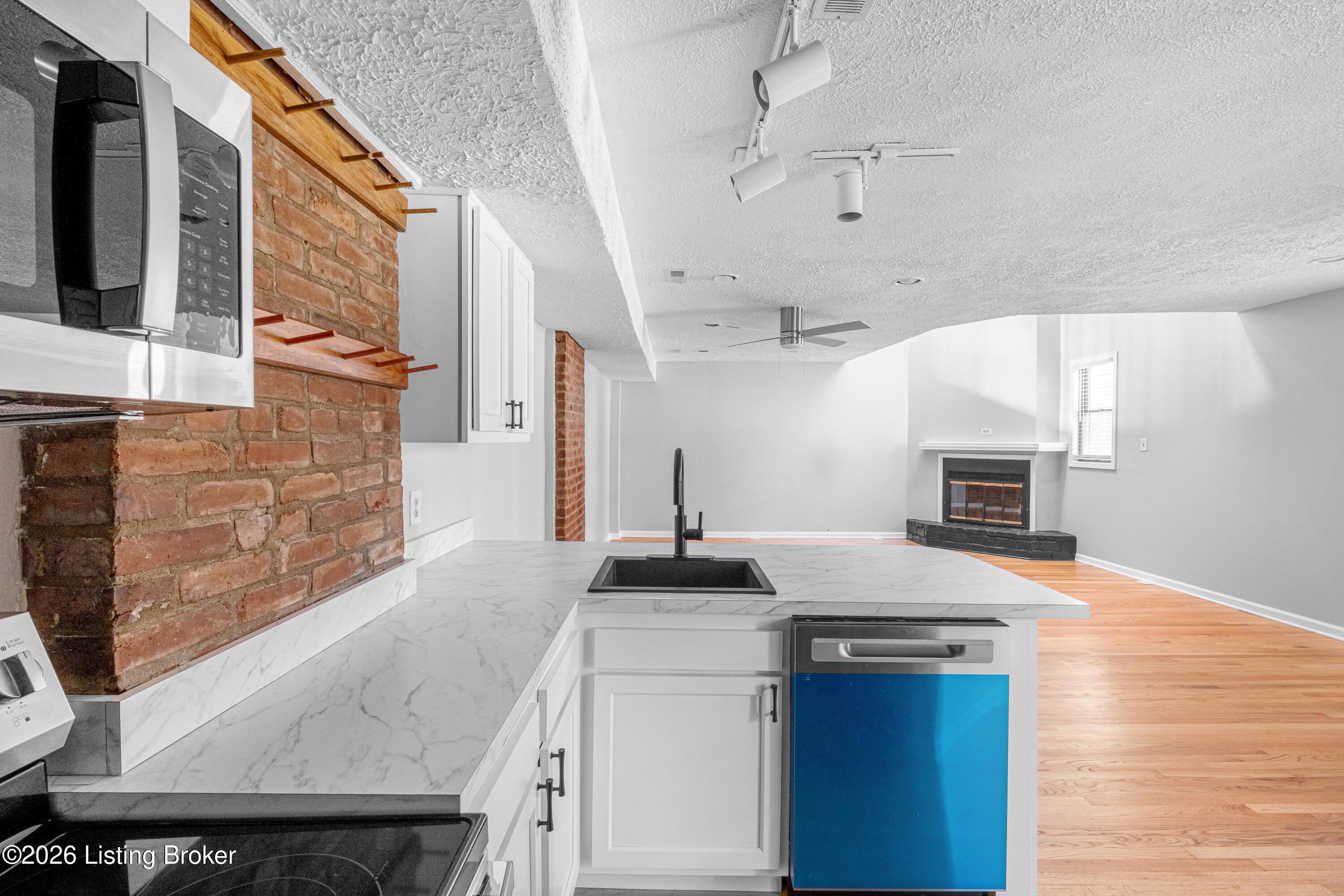 1128 Cherokee Rd APT 1A
