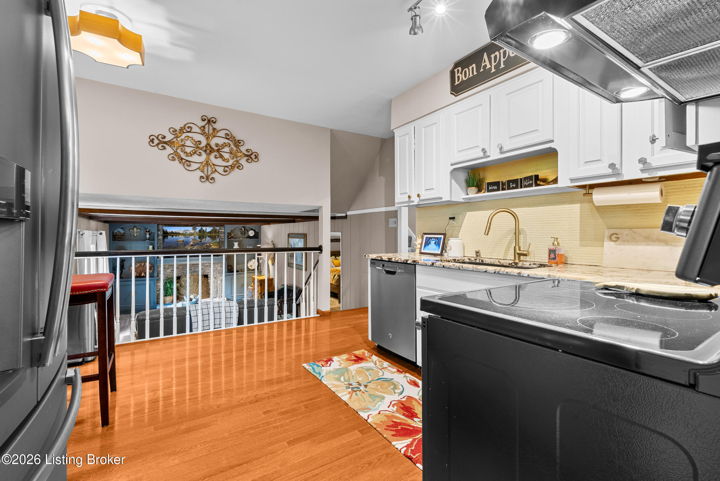 404 Timberlake Trail