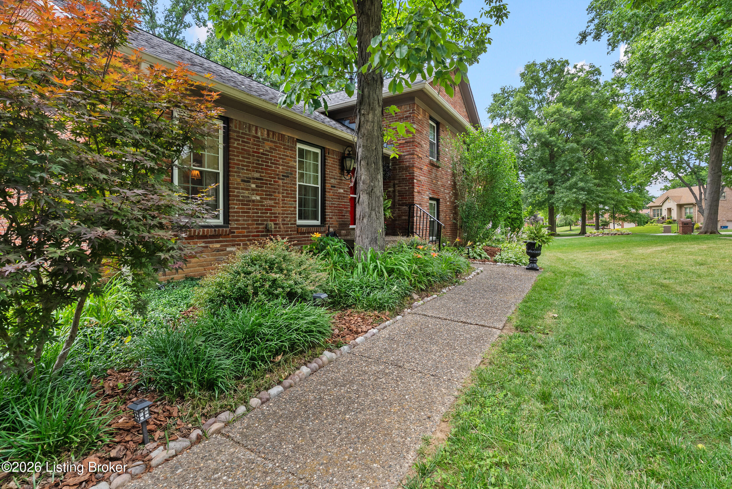 404 Timberlake Trail