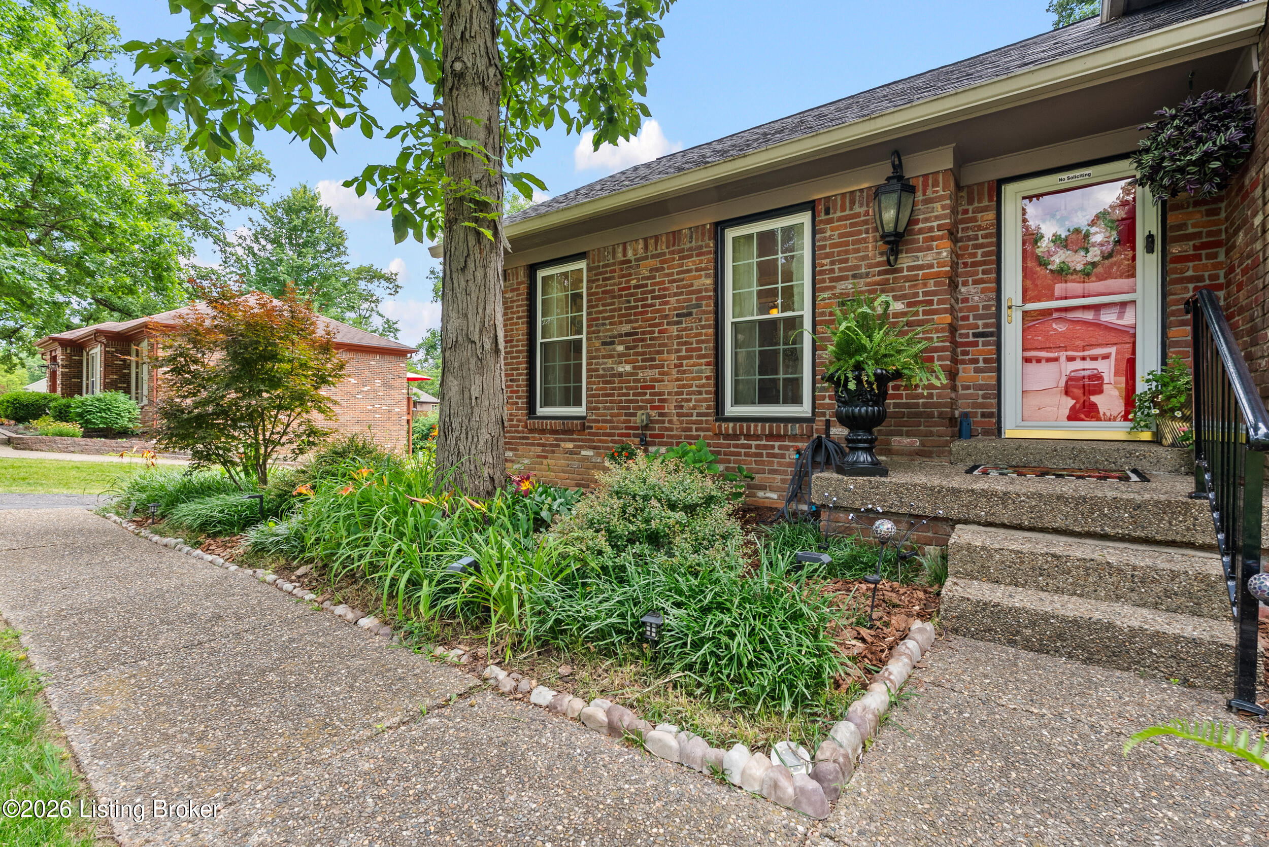 404 Timberlake Trail