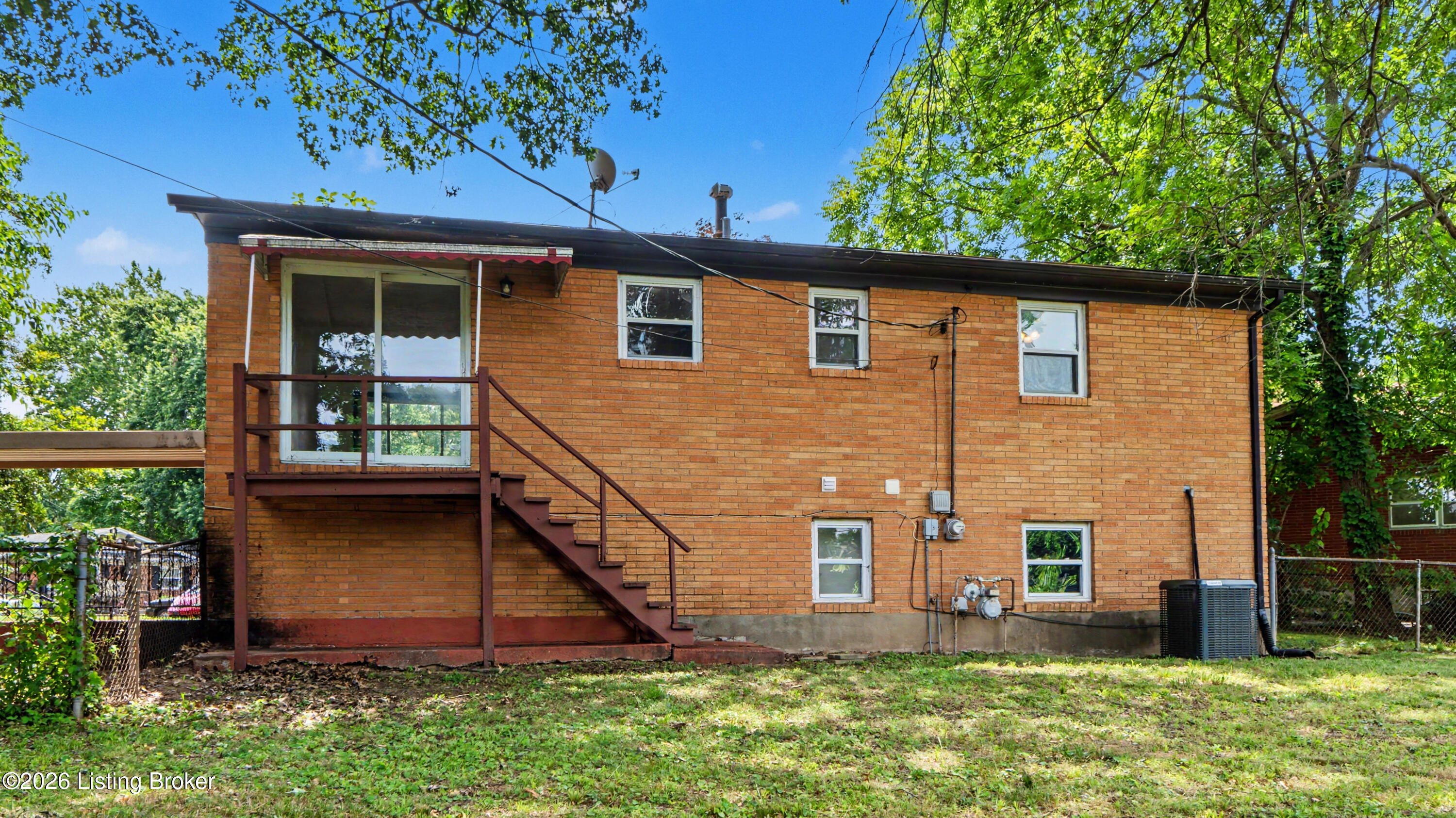 619 Mockingbird Dr