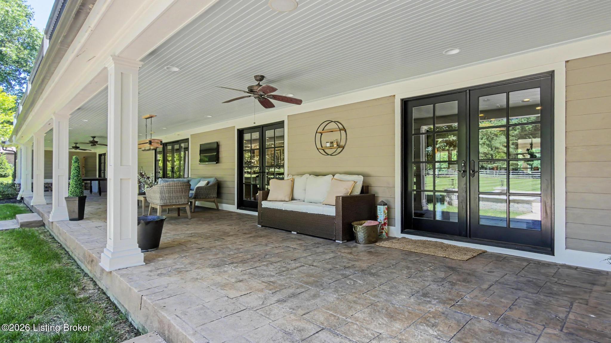 12407 Lucas Ln