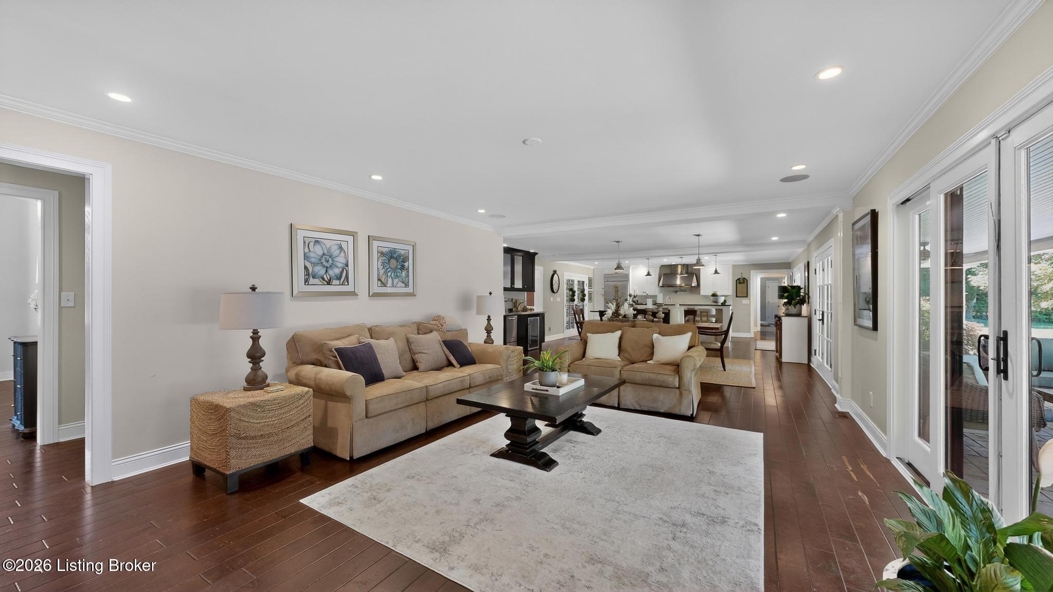 12407 Lucas Ln