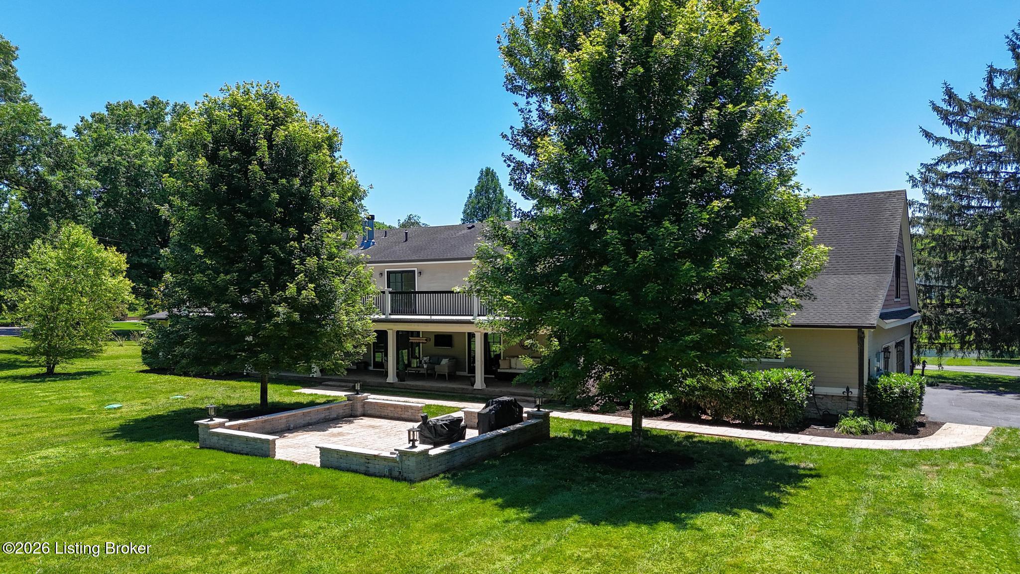 12407 Lucas Ln