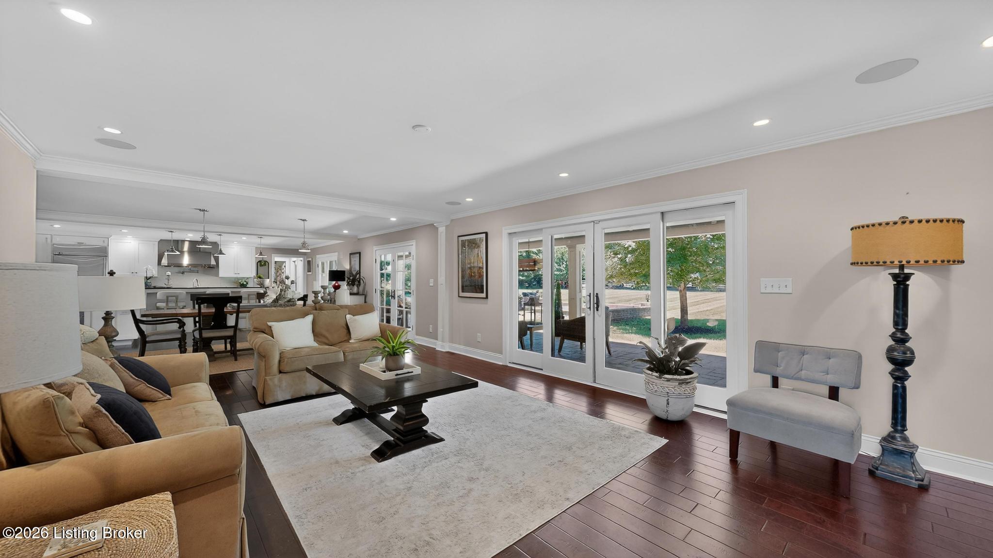 12407 Lucas Ln
