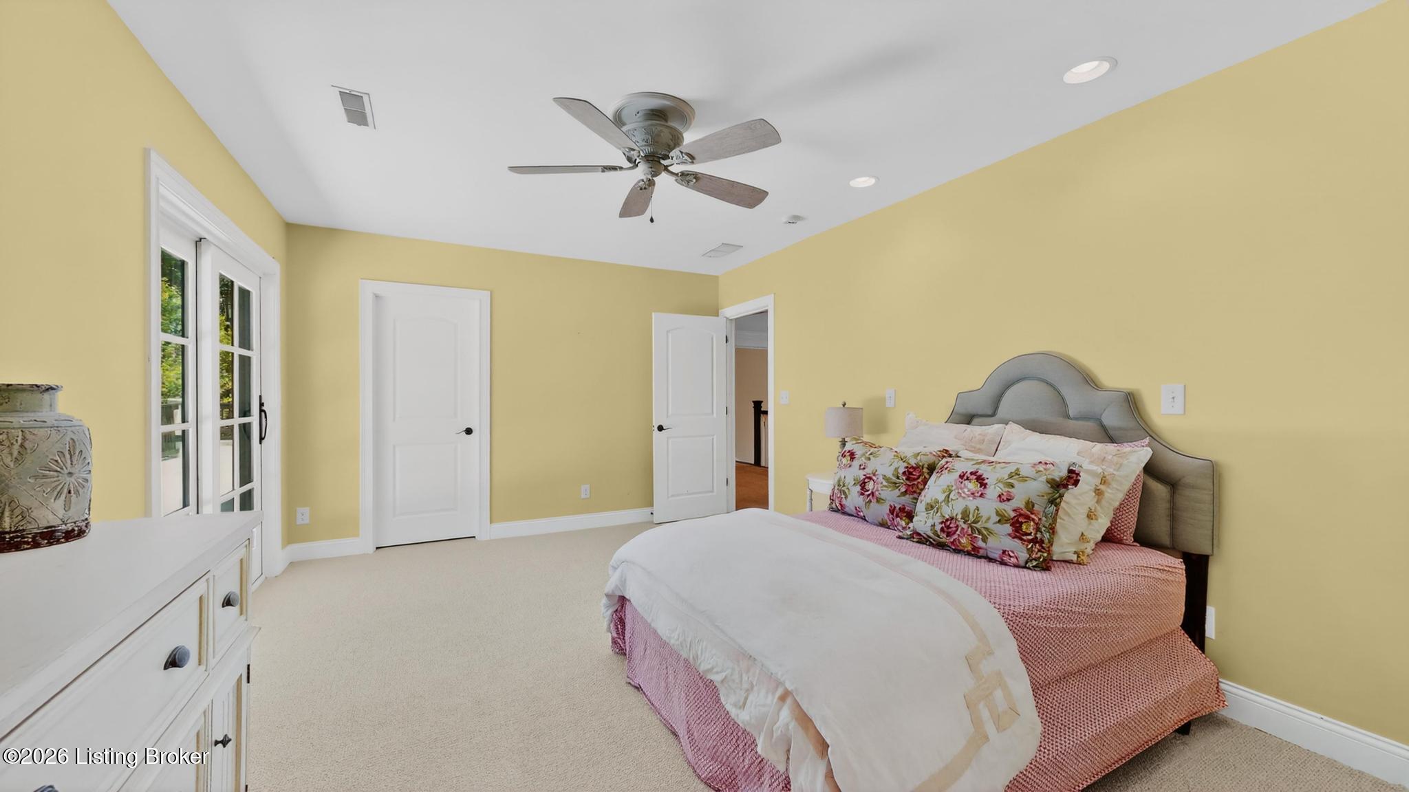 12407 Lucas Ln