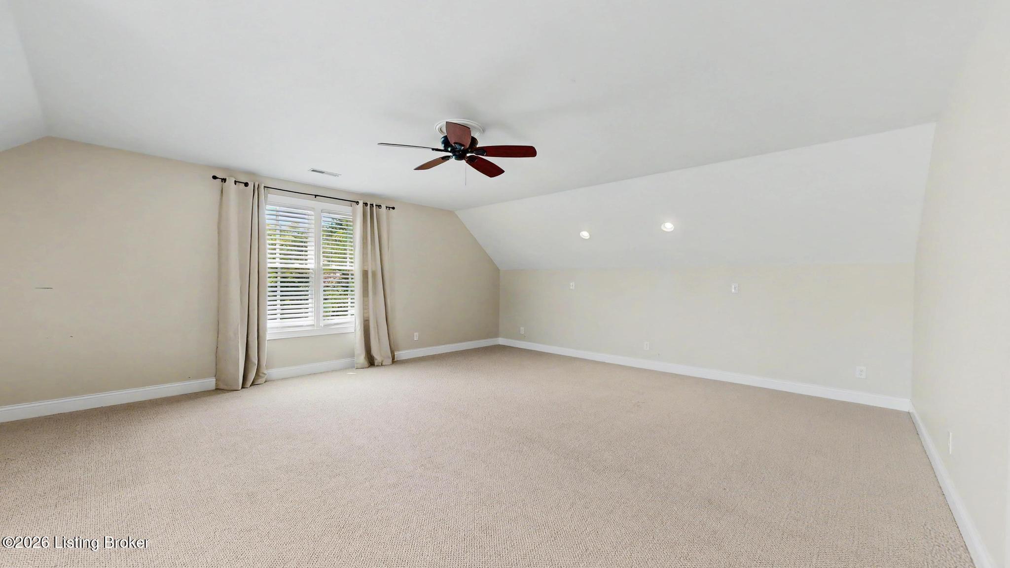 12407 Lucas Ln